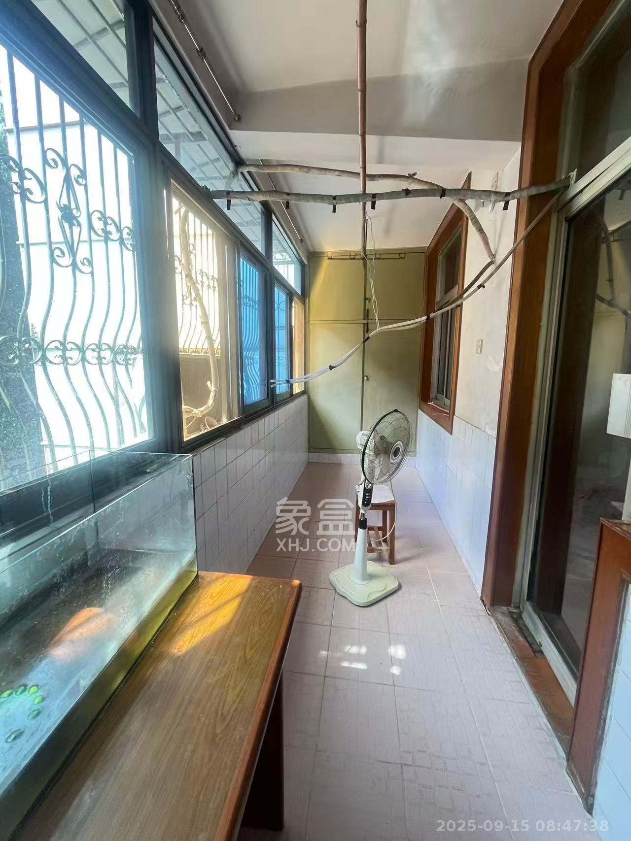 省建苑小区 3室2厅1卫 2600.0元/月 省建苑小区 3室2厅1卫 2600.0元/月室内图