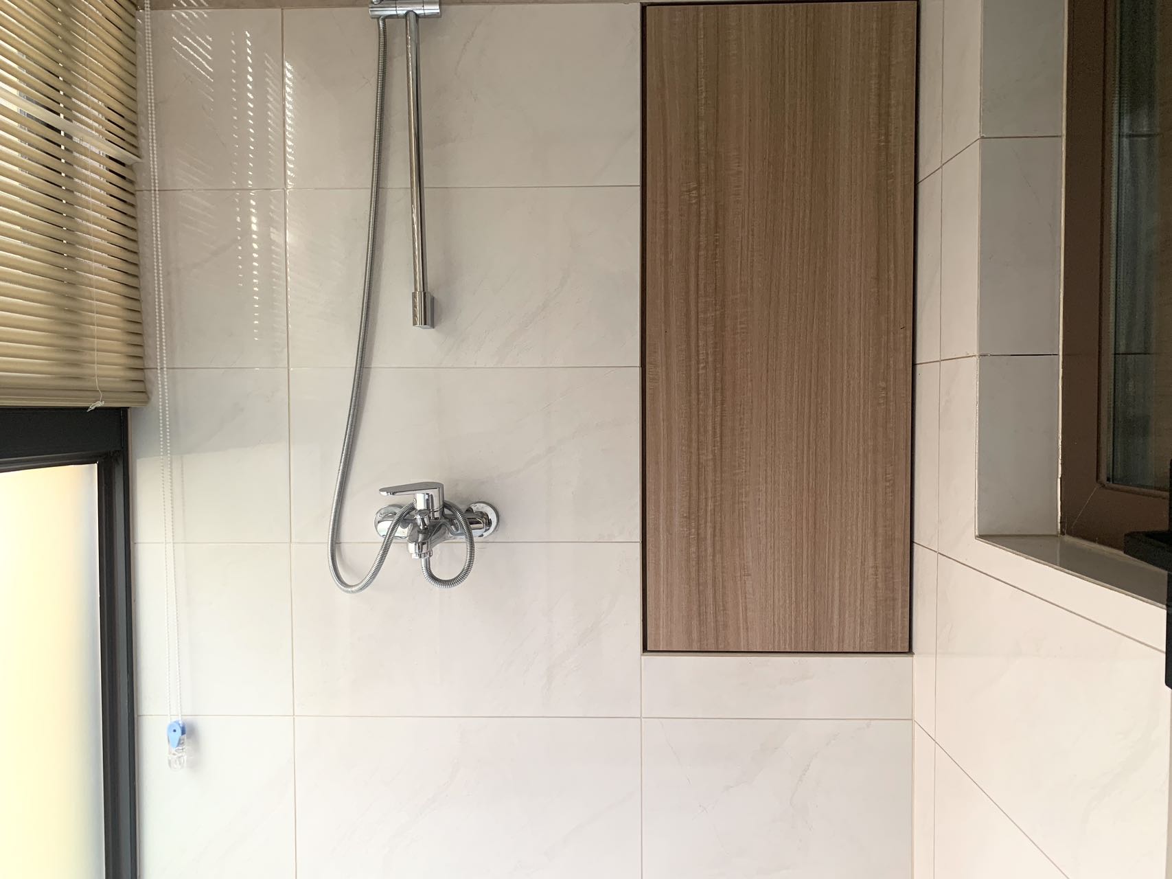 海航豪庭南苑 3室2厅1卫 275.0万 海航豪庭南苑 3室2厅1卫 275.0万客厅