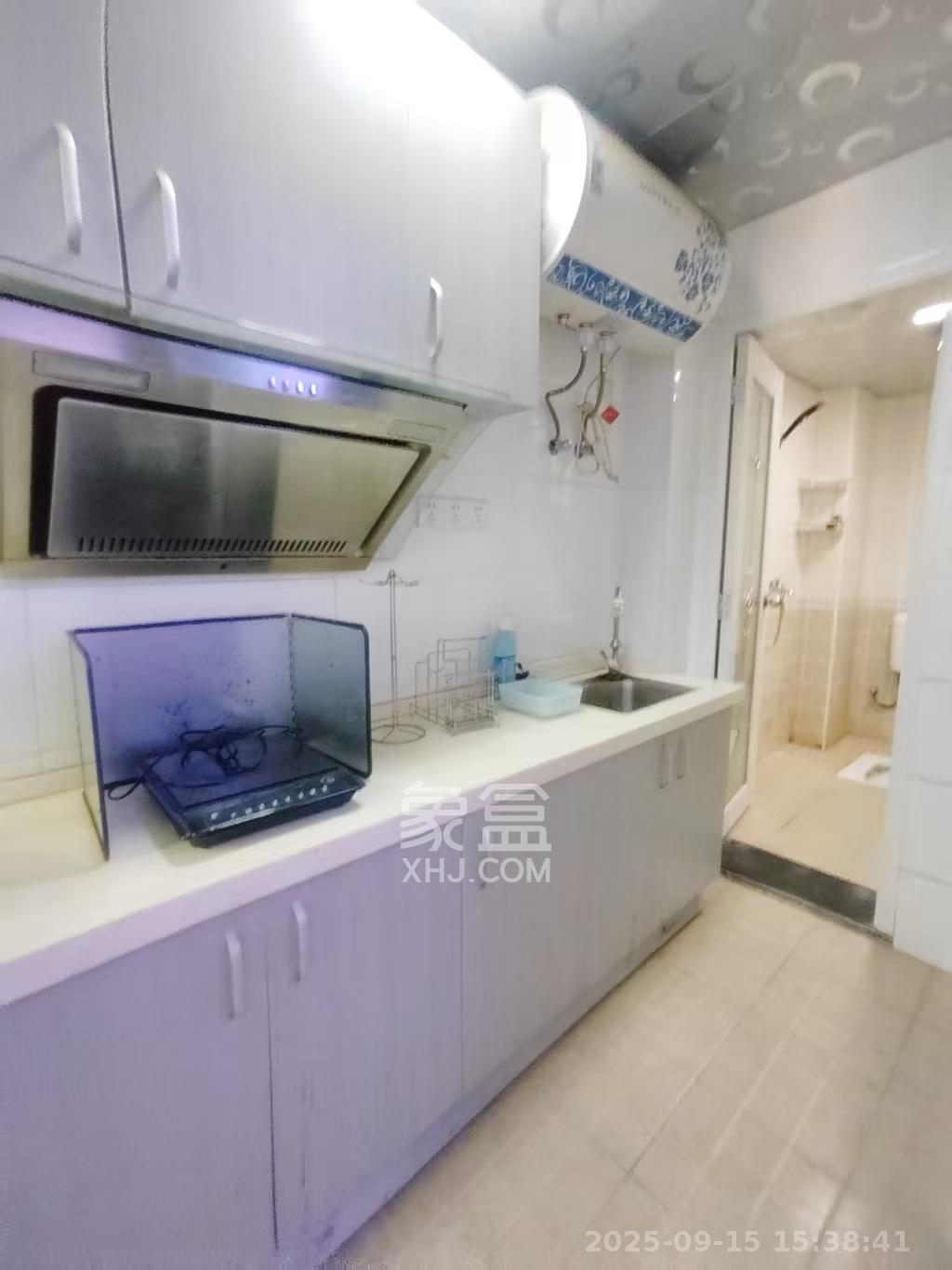 绿地公馆(绿地名邸) 1室1厅1卫 1300.0元/月 绿地公馆(绿地名邸) 1室1厅1卫 1300.0元/月室内图