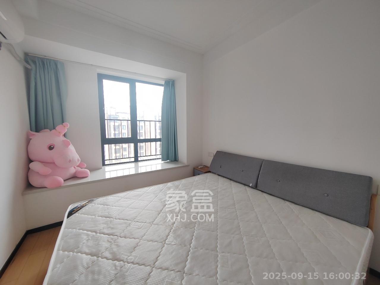 中海新城熙岸（中信新城五期）  1室1厅1卫    1400.0元/月室内图