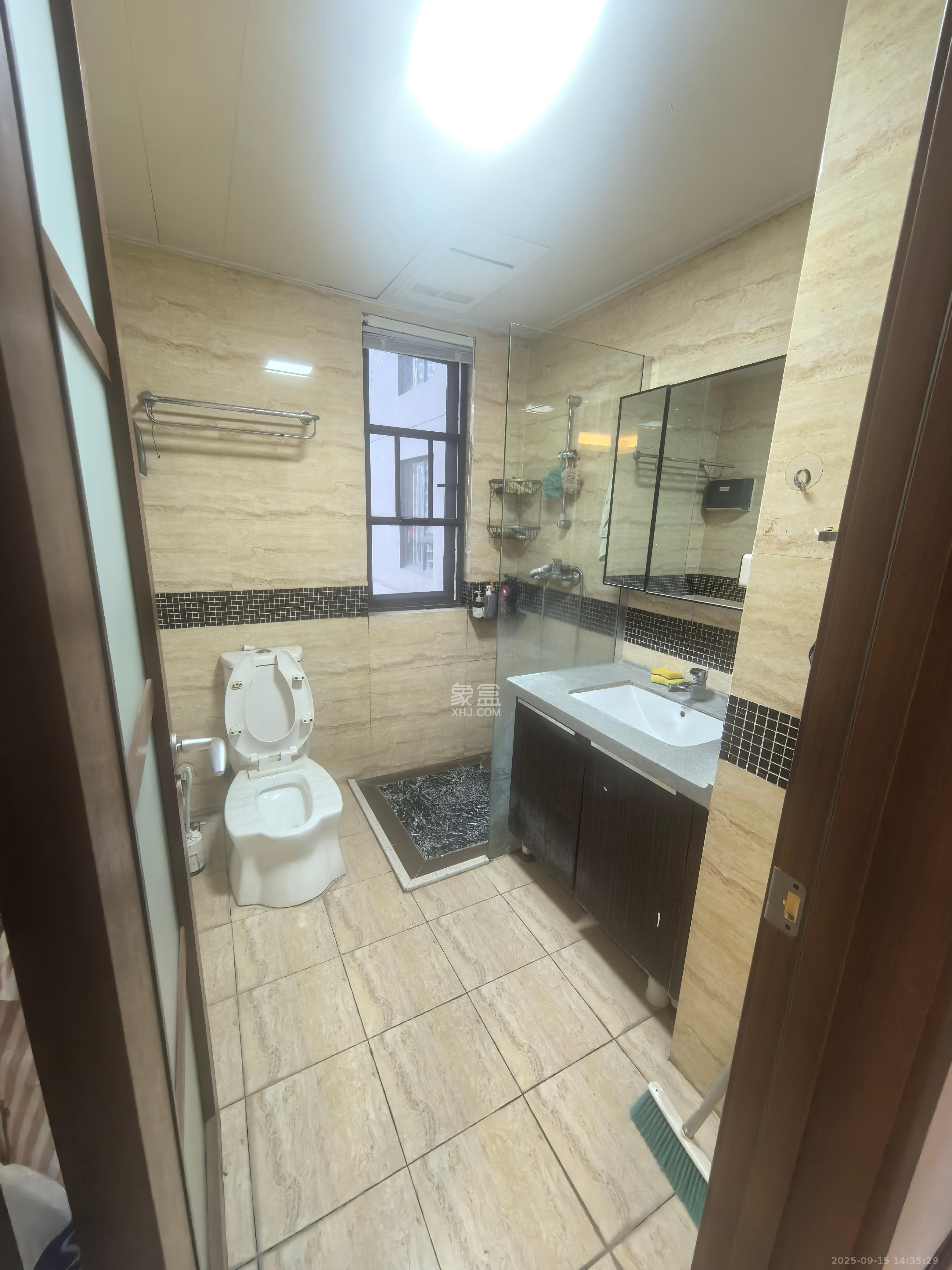 万科金域华府二期 3室2厅2卫 2800.0元/月 万科金域华府二期 3室2厅2卫 2800.0元/月室内图