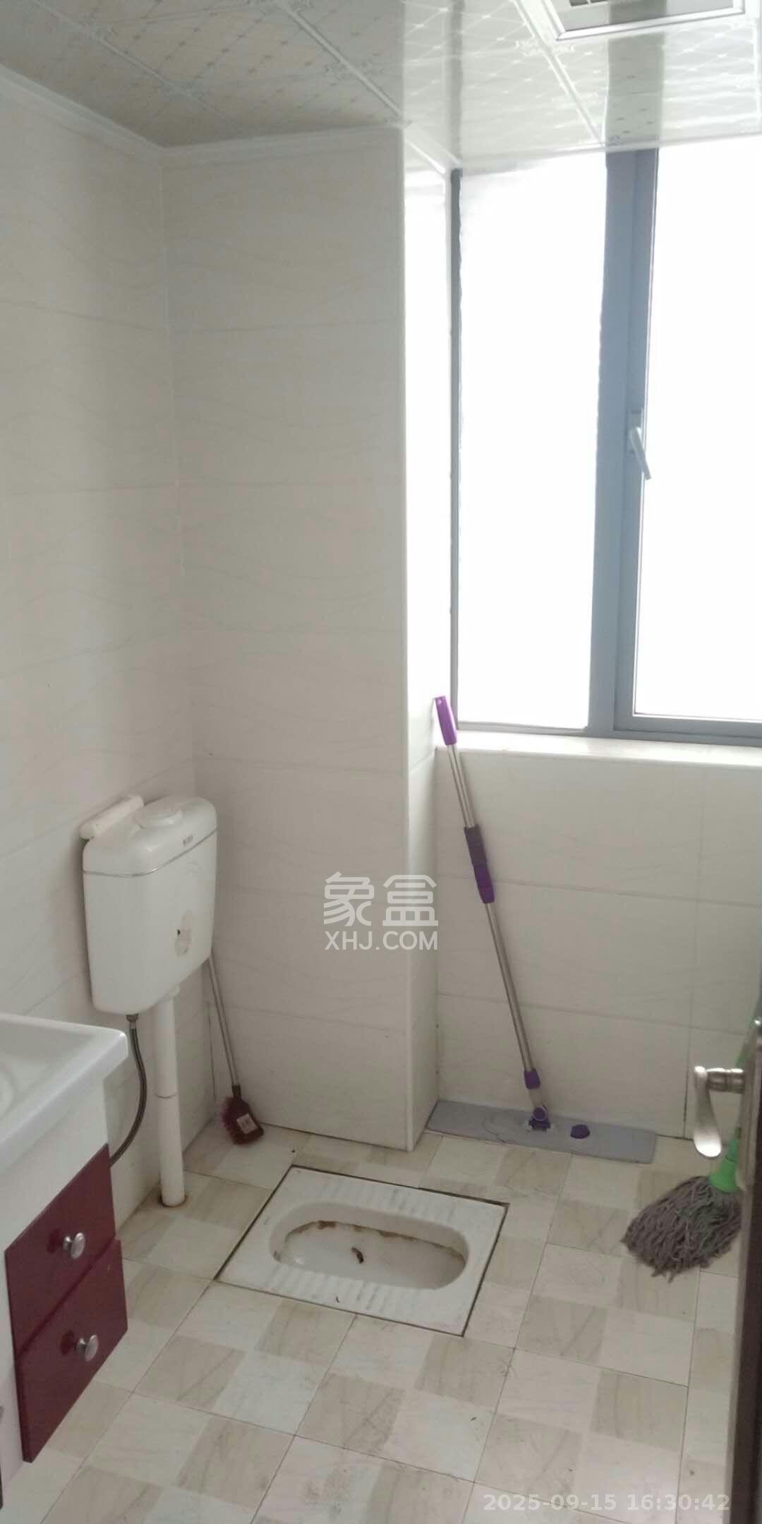 嘉宇盛世华章 3室1厅2卫 2200.0元/月 嘉宇盛世华章 3室1厅2卫 2200.0元/月室内图