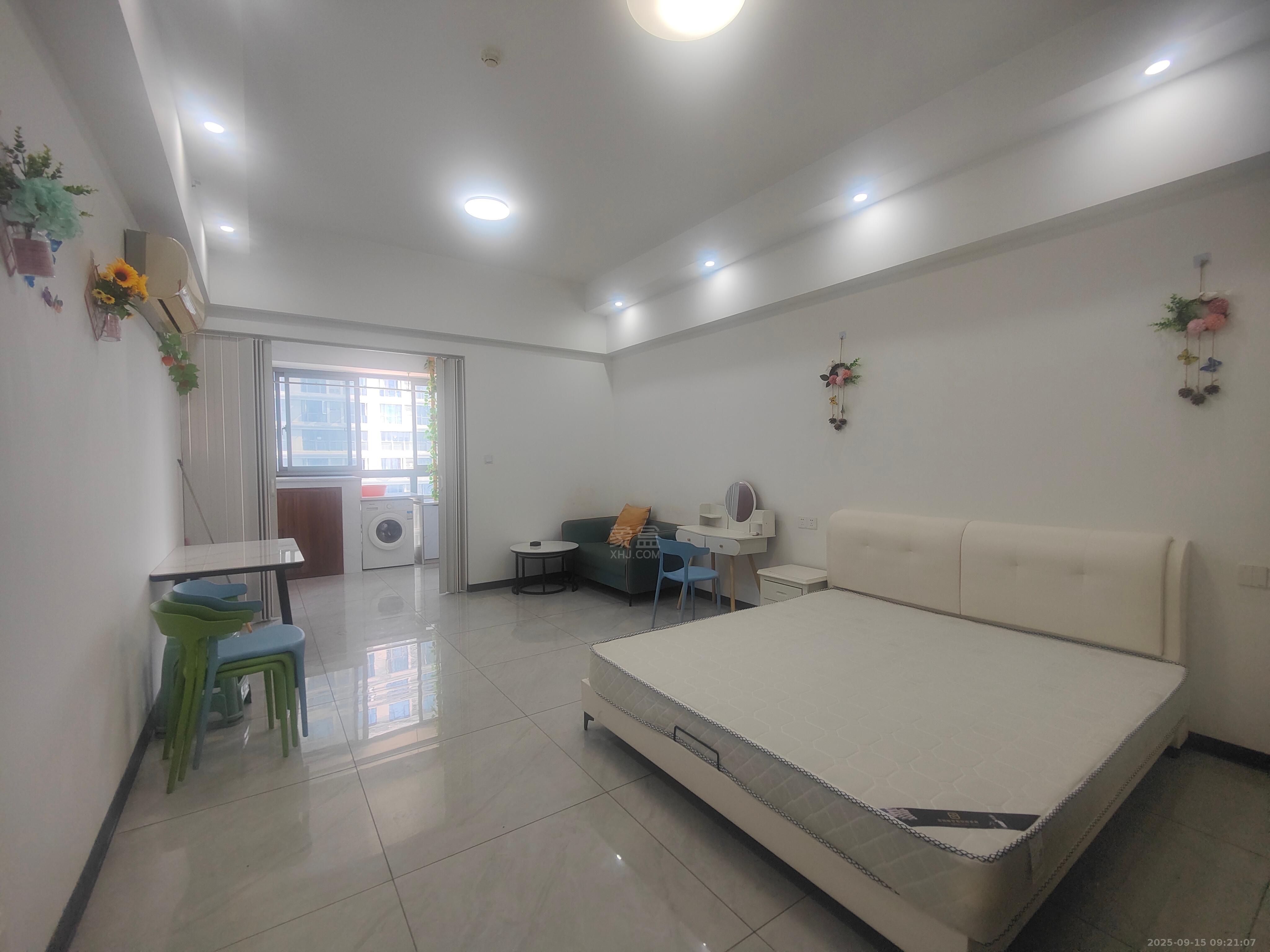 尚格广场 1室1厅1卫 1500.0元/月 尚格广场 1室1厅1卫 1500.0元/月室内图