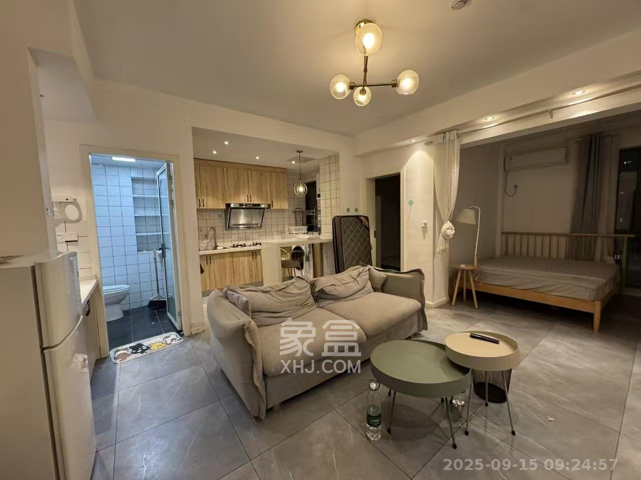 欧亚达国际广场 2室1厅1卫 2300.0元/月 欧亚达国际广场 2室1厅1卫 2300.0元/月室内图