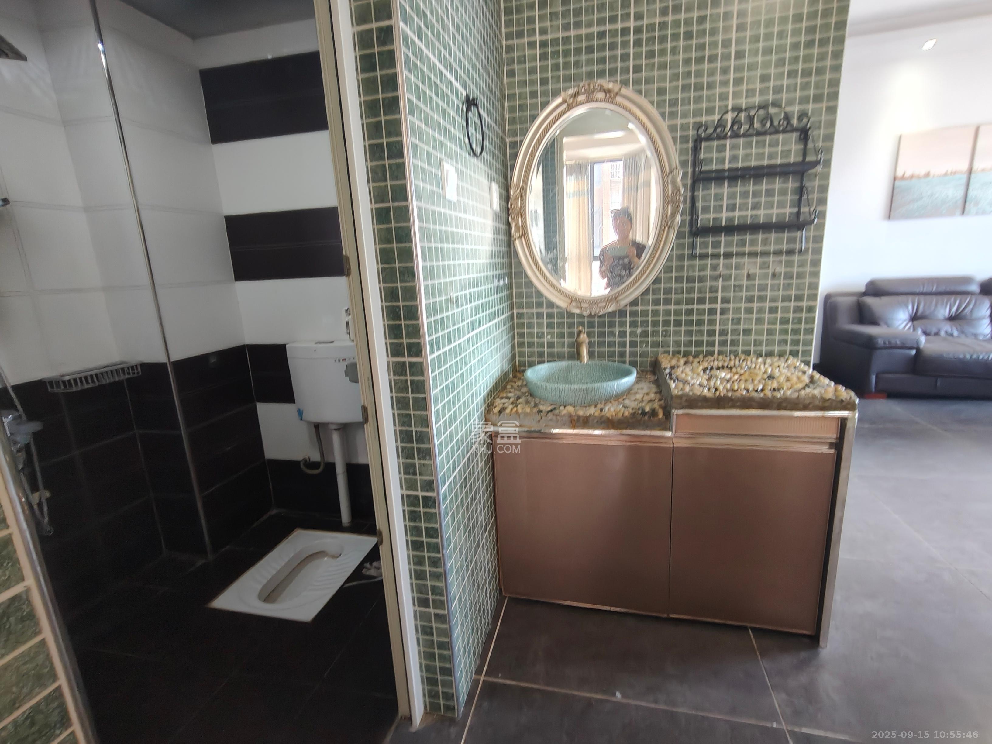 城南故事家园 1室2厅1卫 2500.0元/月 城南故事家园 1室2厅1卫 2500.0元/月室内图