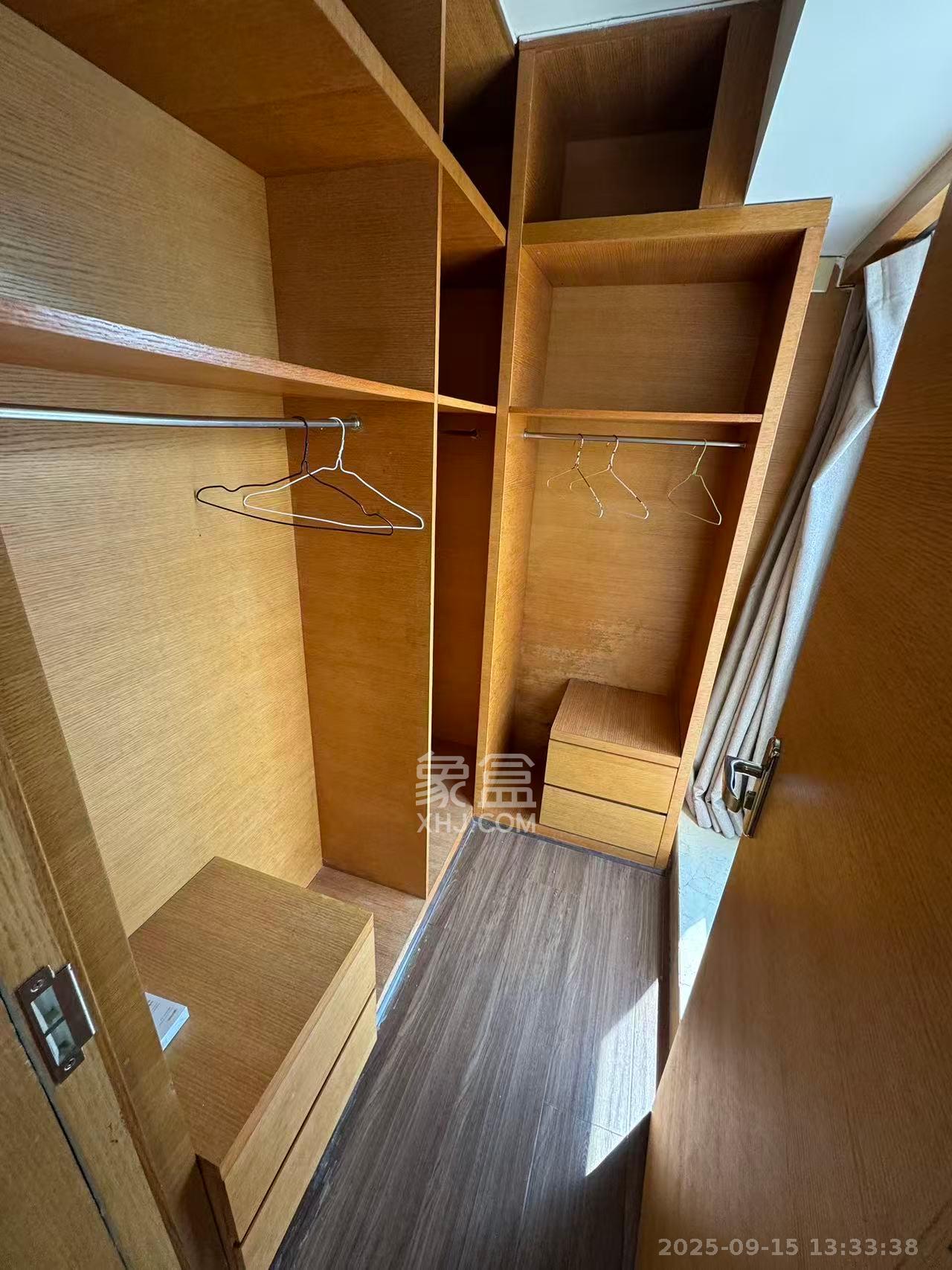 泊富公寓(泊富国际广场) 2室2厅1卫 3500.0元/月 泊富公寓(泊富国际广场) 2室2厅1卫 3500.0元/月室内图