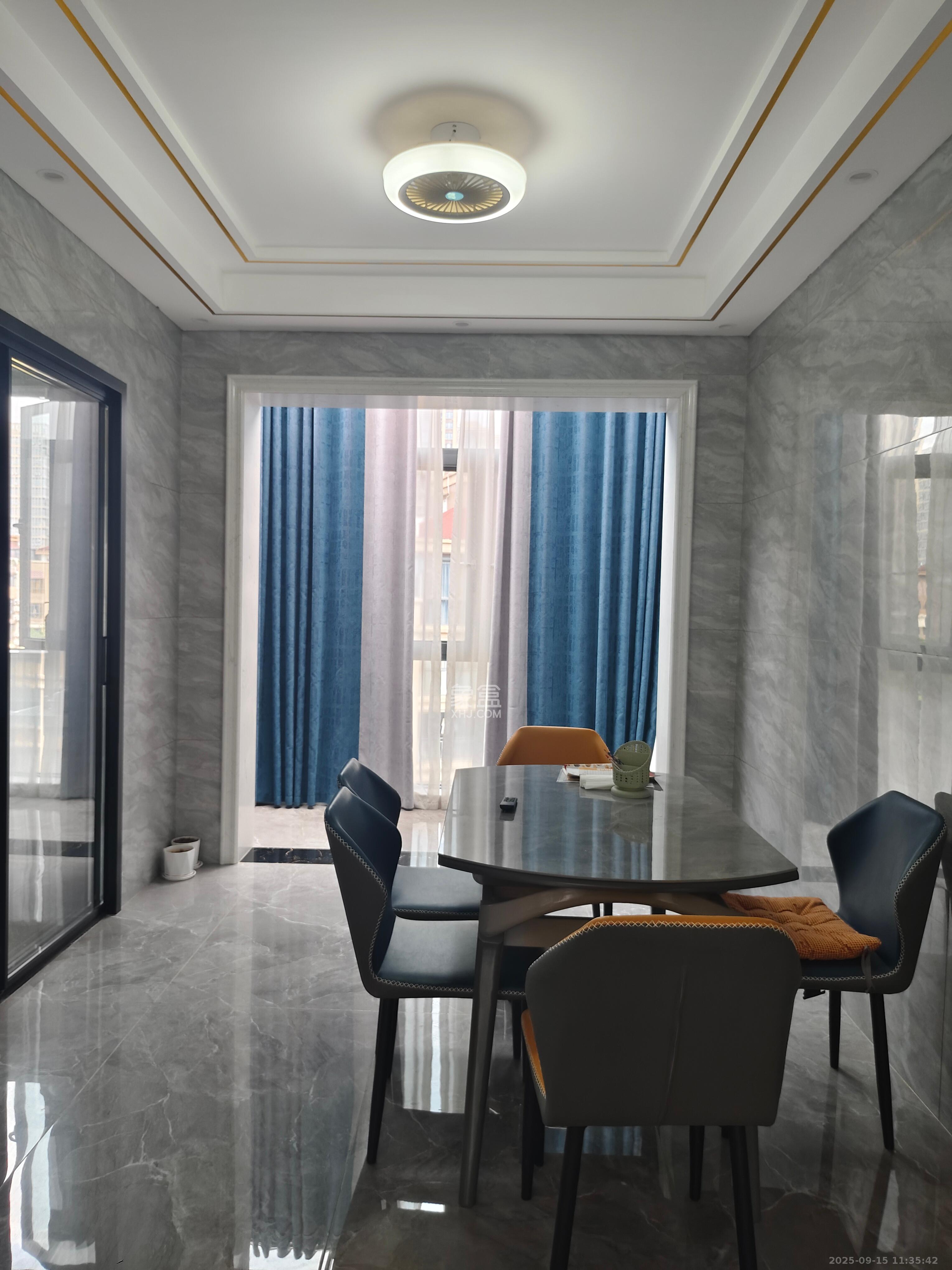 深业睿城  4室2厅2卫    3400.0元/月室内图