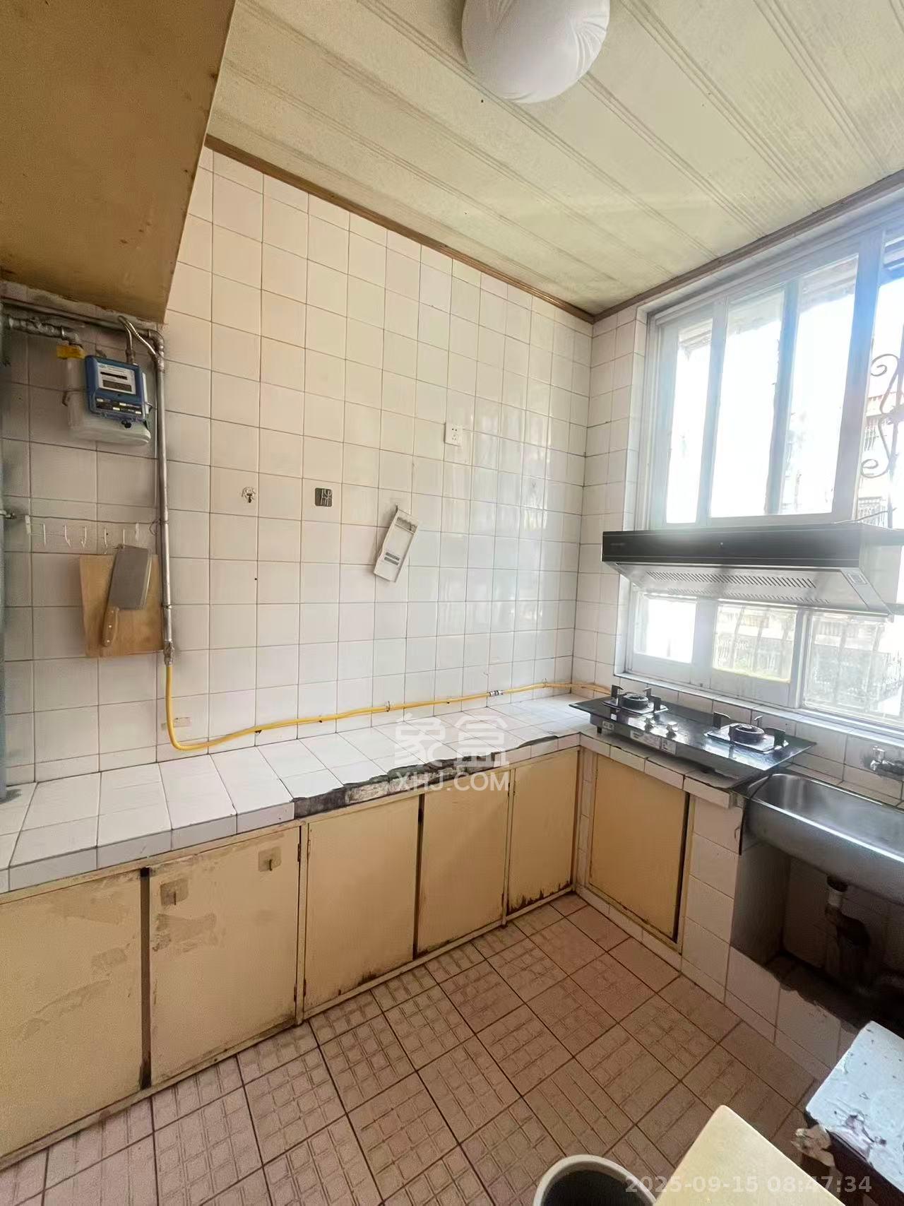 省建苑小区 3室2厅1卫 2600.0元/月 省建苑小区 3室2厅1卫 2600.0元/月室内图