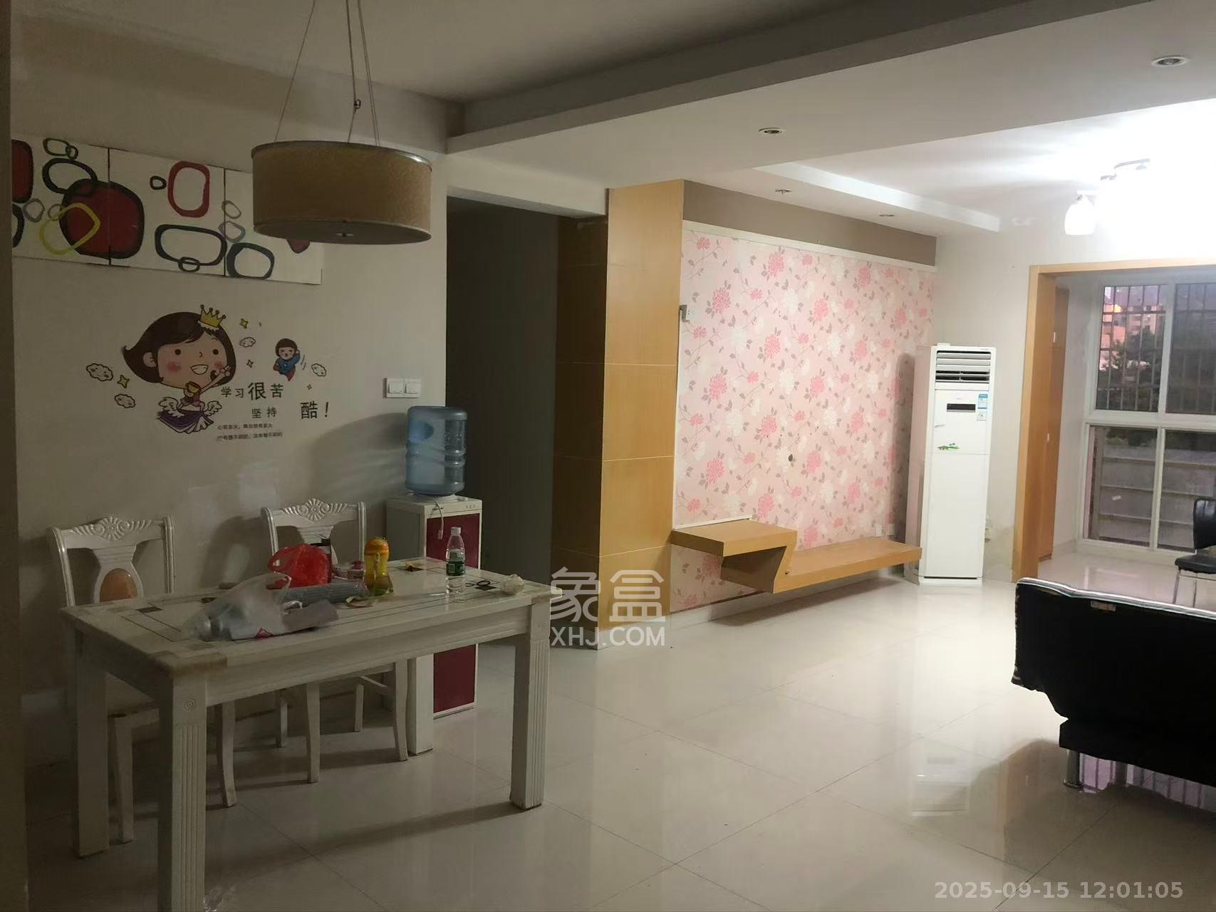 申奥美域  4室2厅2卫    2800.0元/月 申奥美域  4室2厅2卫    2800.0元/月室内图