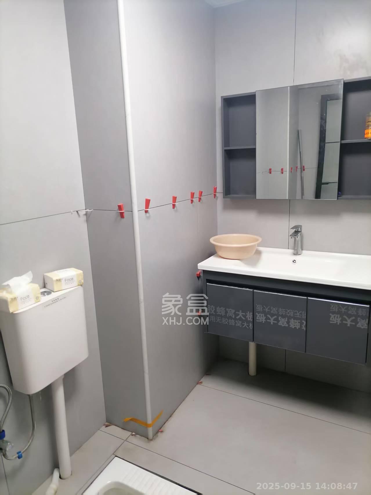 兰亭湾畔  1室1厅1卫   4900.00元/月室内图