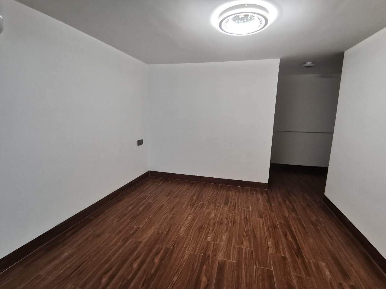 远大购物广场  2室2厅2卫    1800.0元/月 远大购物广场  2室2厅2卫    1800.0元/月室内图