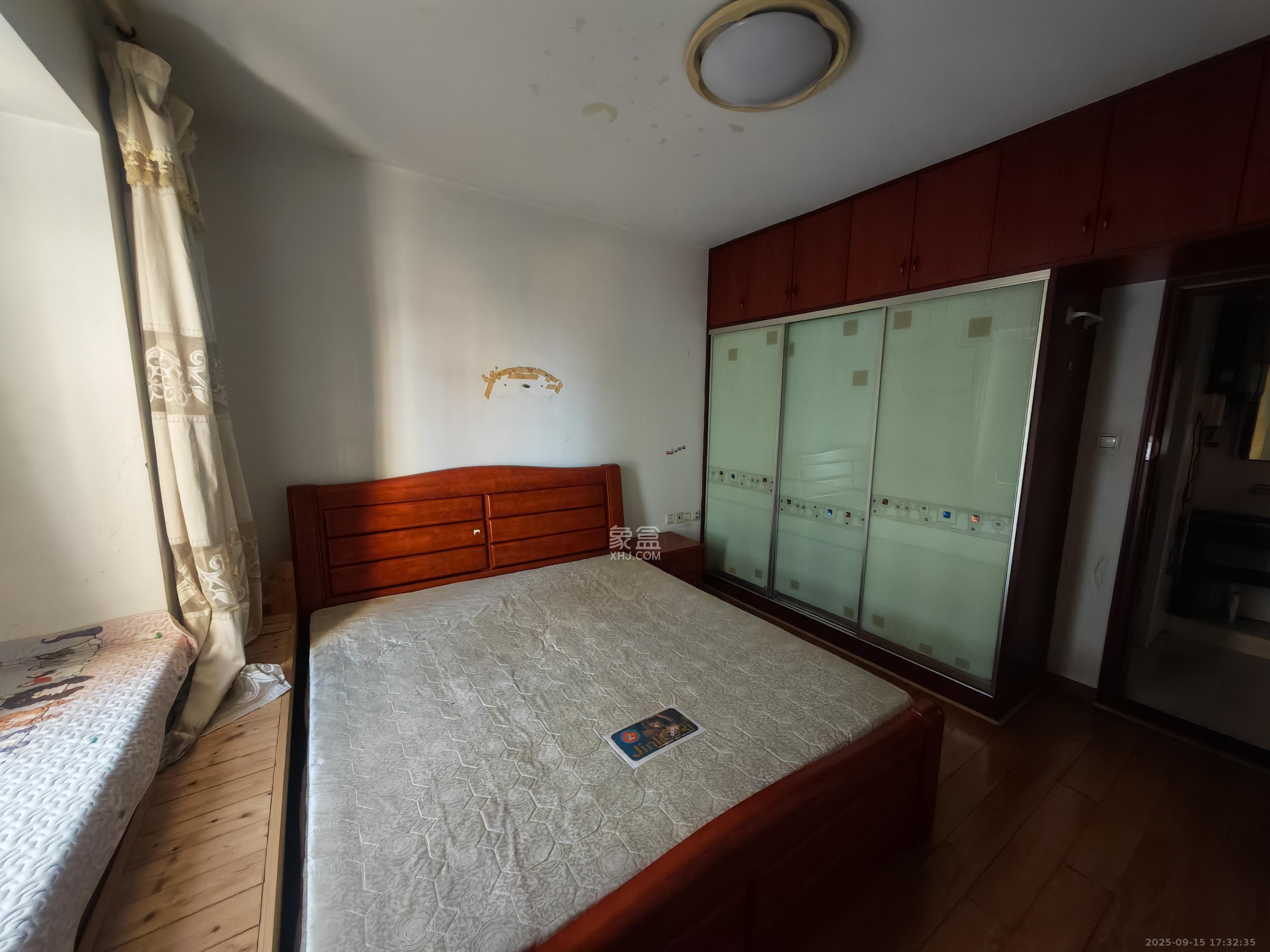 锦湘国际星城二期(锦雅苑) 3室2厅1卫 2700.0元/月 锦湘国际星城二期(锦雅苑) 3室2厅1卫 2700.0元/月室内图