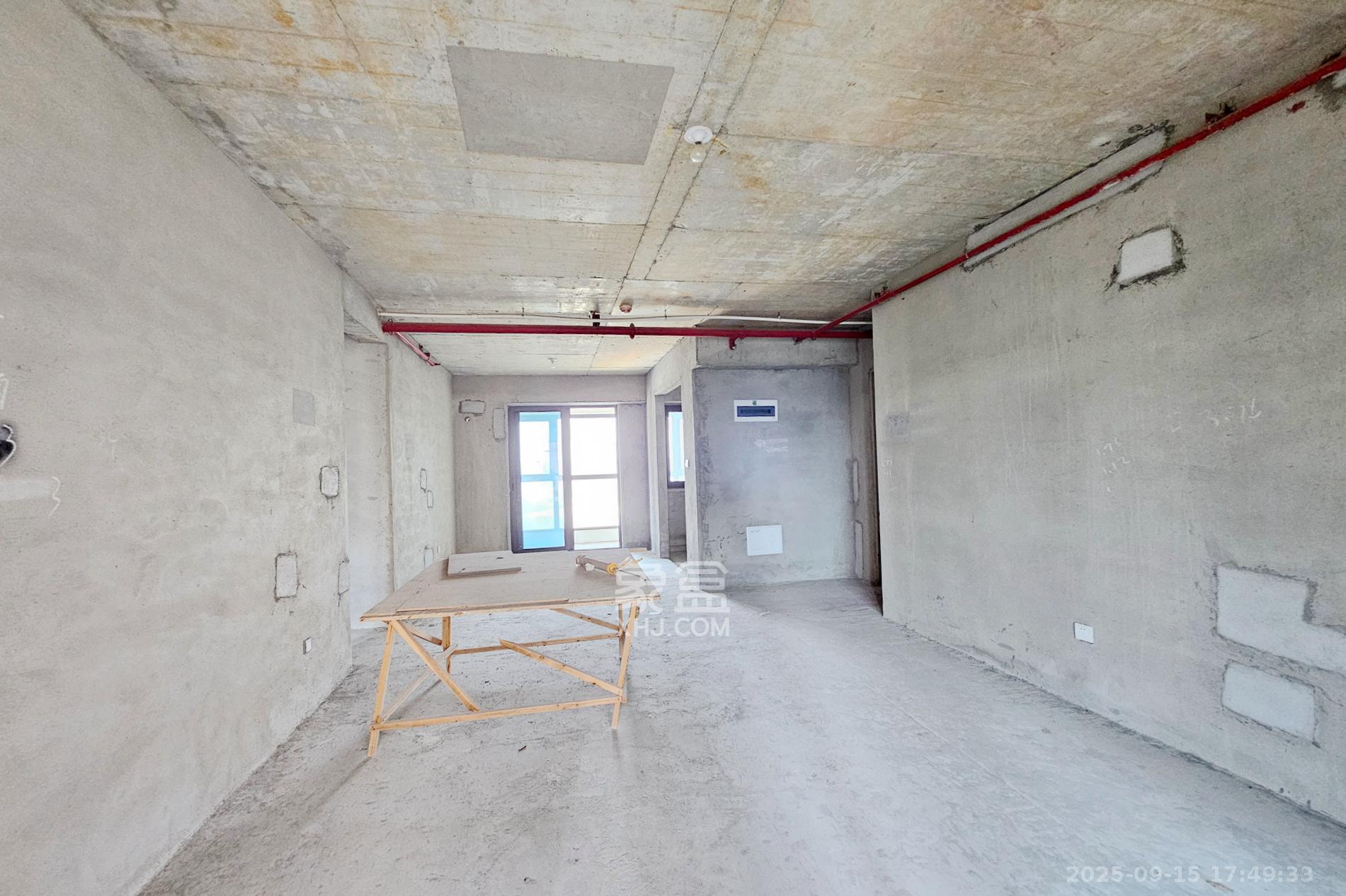 明昇壹城(明昇时代广场)二期  3室2厅2卫    145.0万 明昇壹城(明昇时代广场)二期  3室2厅2卫    145.0万客厅