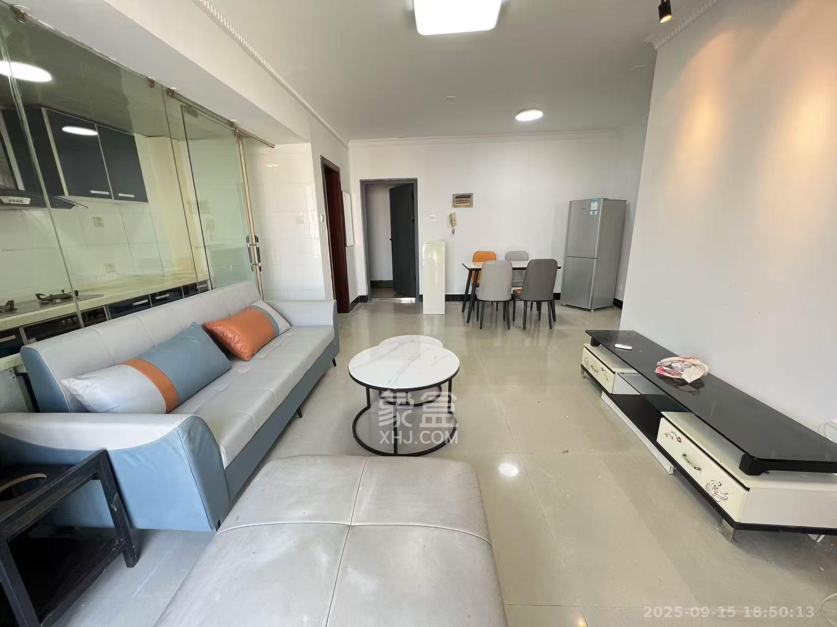 高桥现代商贸城  2室2厅1卫    2200.0元/月室内图