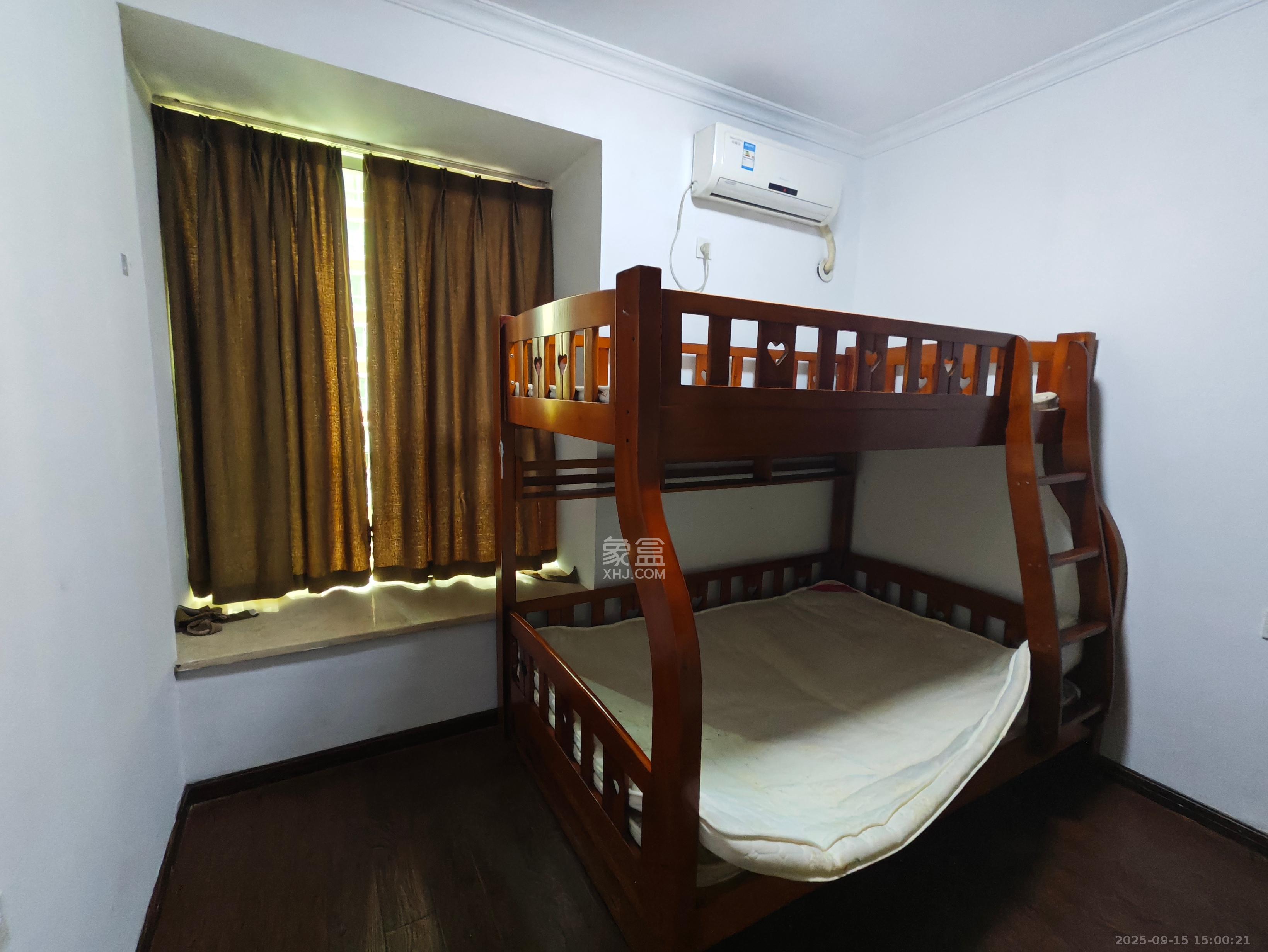 新城新世界一二三期 3室2厅1卫 2300.0元/月 新城新世界一二三期 3室2厅1卫 2300.0元/月室内图