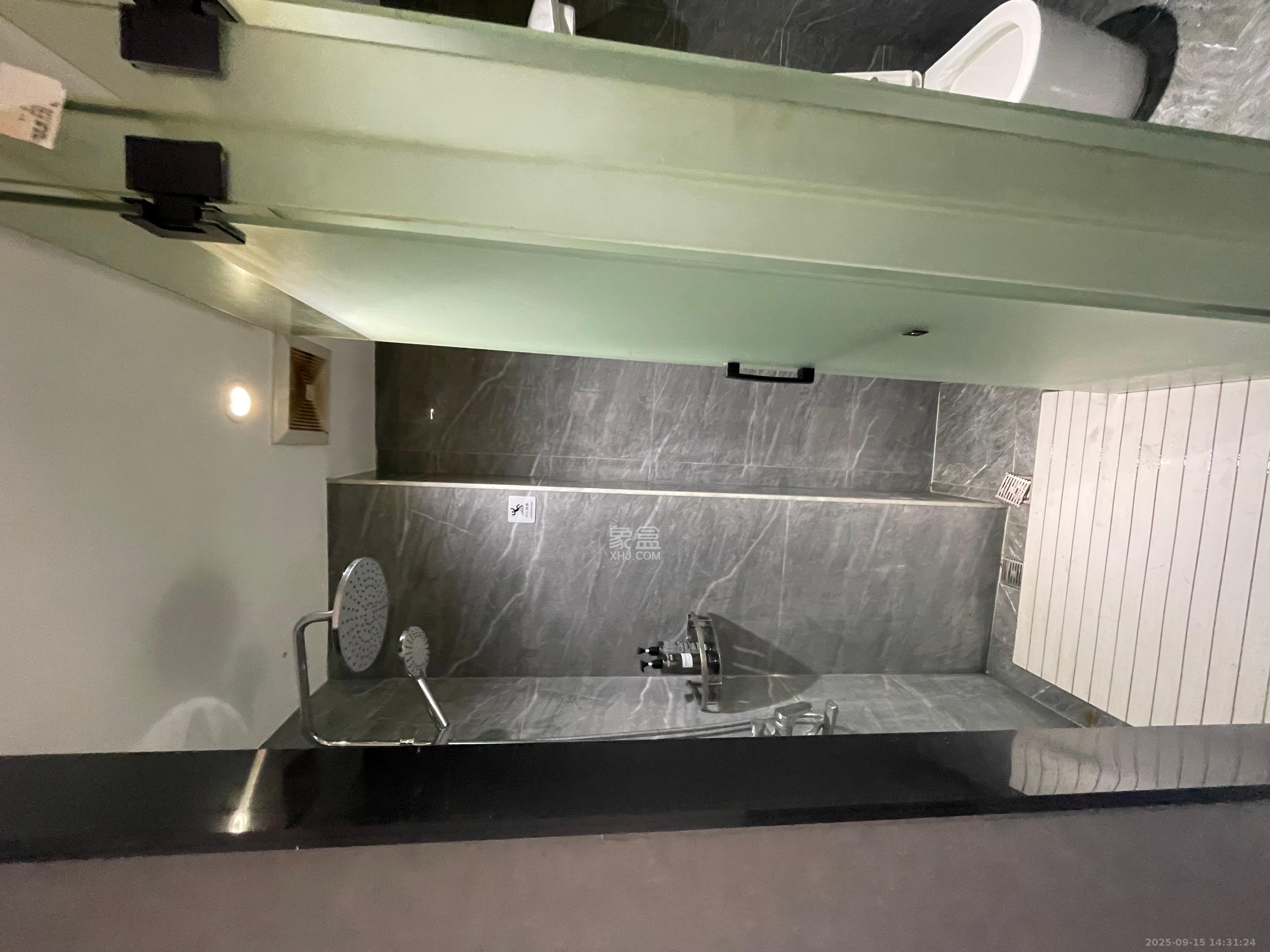 保利香槟国际 1室0厅0卫 1350.0元/月 保利香槟国际 1室0厅0卫 1350.0元/月室内图