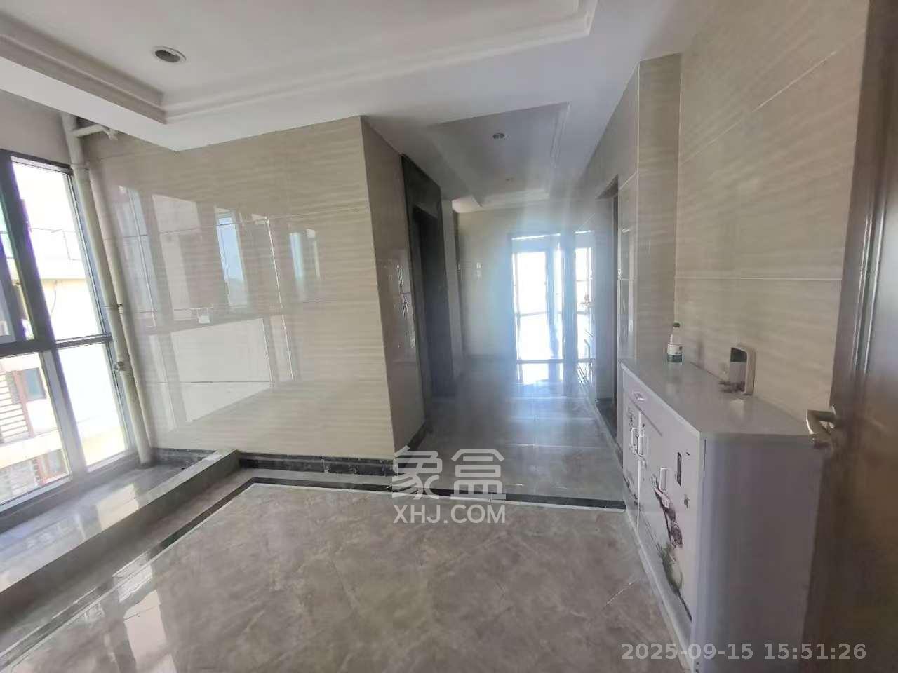 恒大御景半岛湘江苑（恒大御景半岛一期）  4室2厅3卫    6500.0元/月室内图