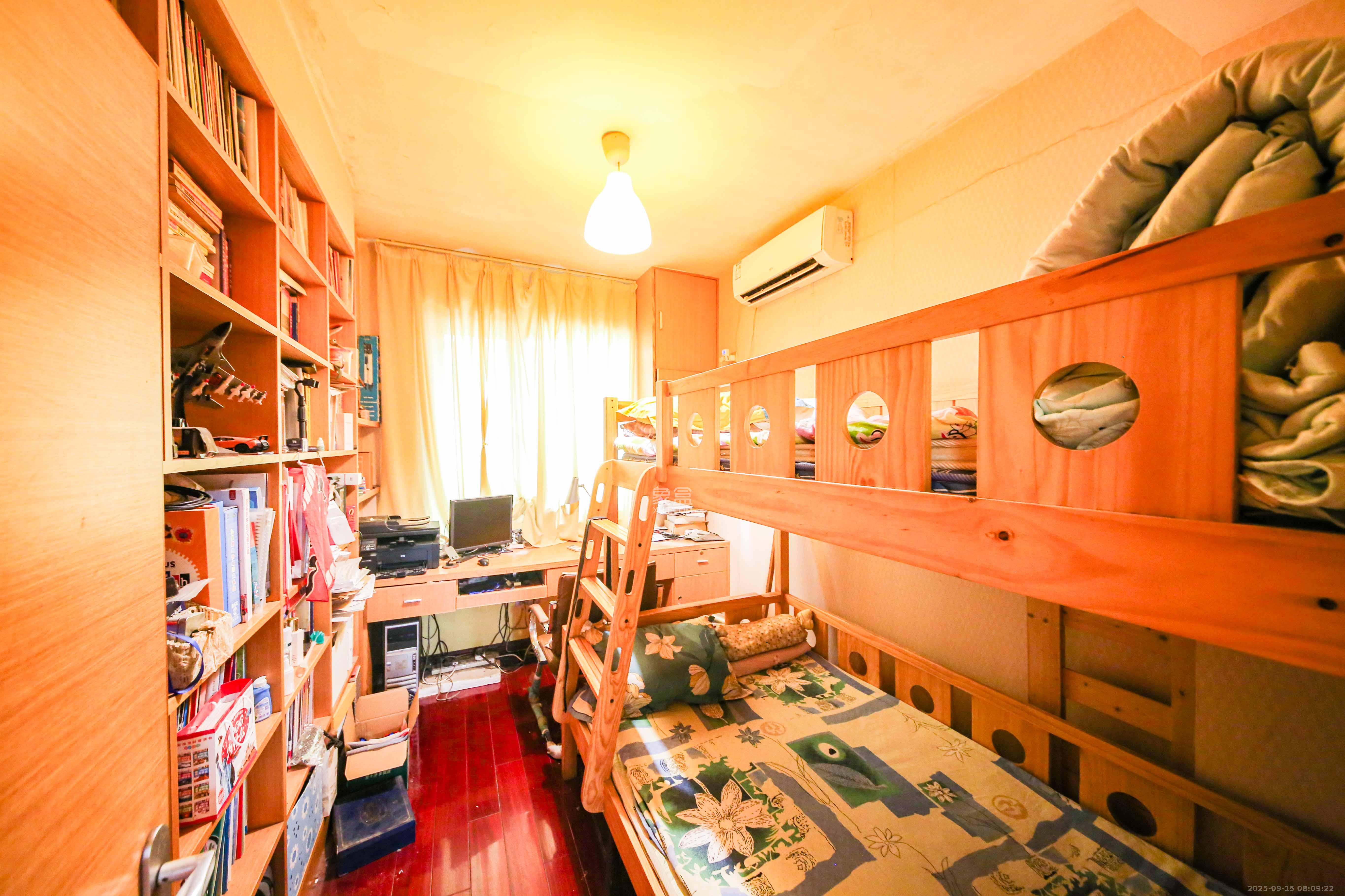 博林金谷 3室2厅2卫 168.0万 博林金谷 3室2厅2卫 168.0万卧室