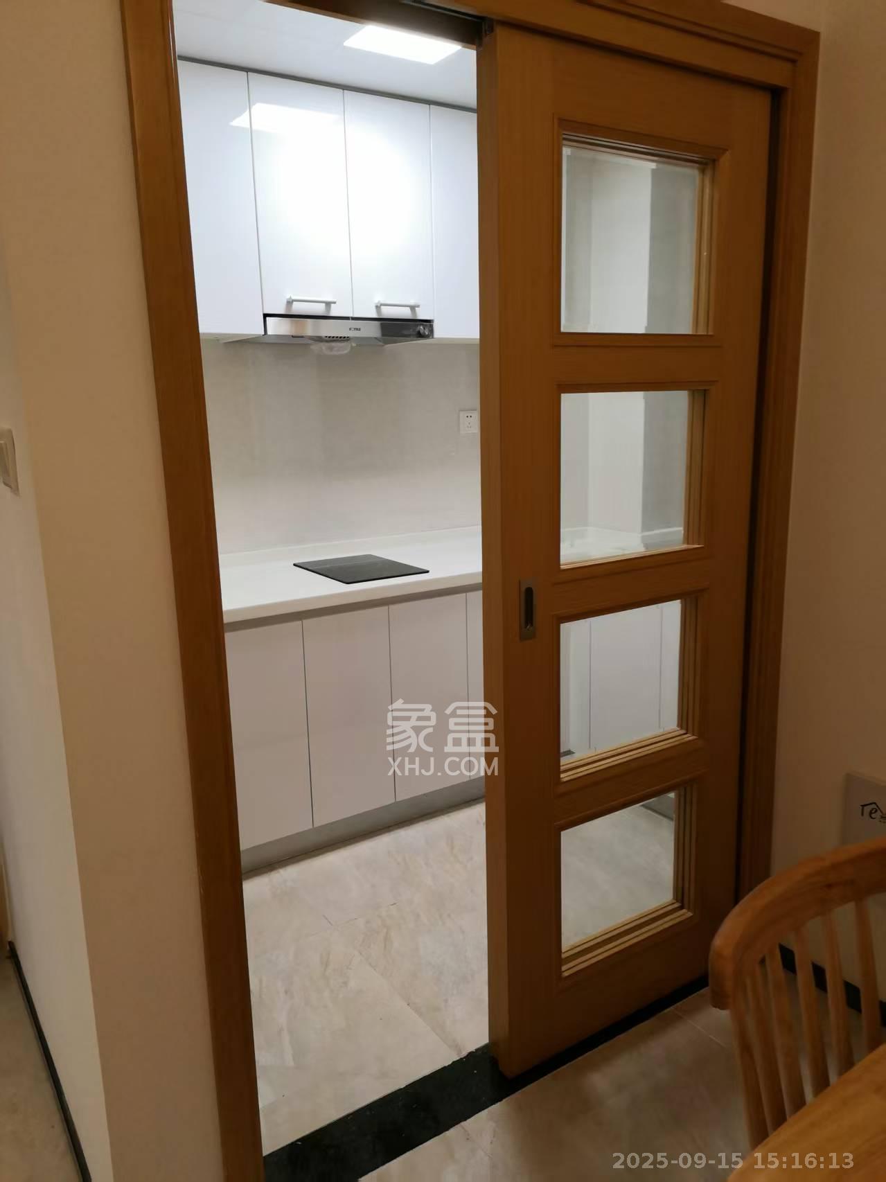 中海新城熙岸（中信新城五期）  1室1厅1卫    1600.0元/月室内图