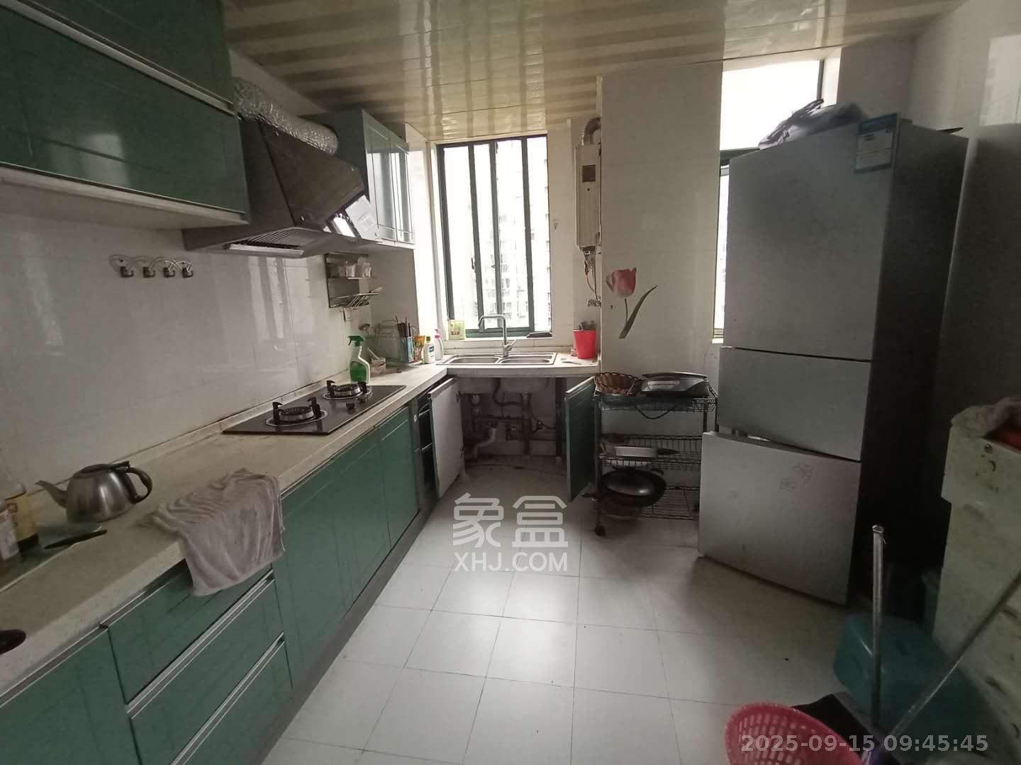 美林景园 3室2厅1卫 3200.0元/月 美林景园 3室2厅1卫 3200.0元/月室内图