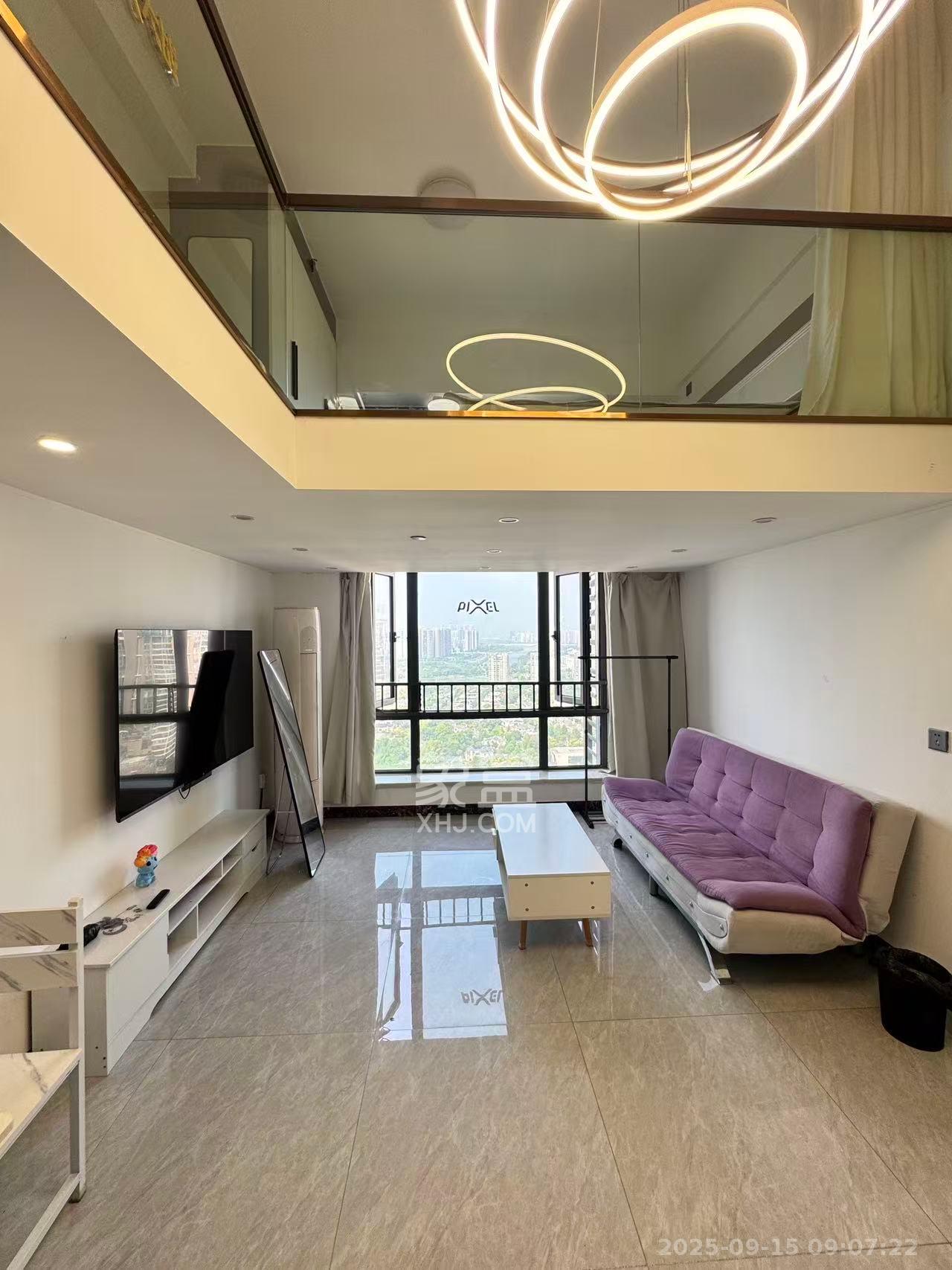 藏珑湖上公馆 2室1厅1卫 2600.0元/月 藏珑湖上公馆 2室1厅1卫 2600.0元/月室内图