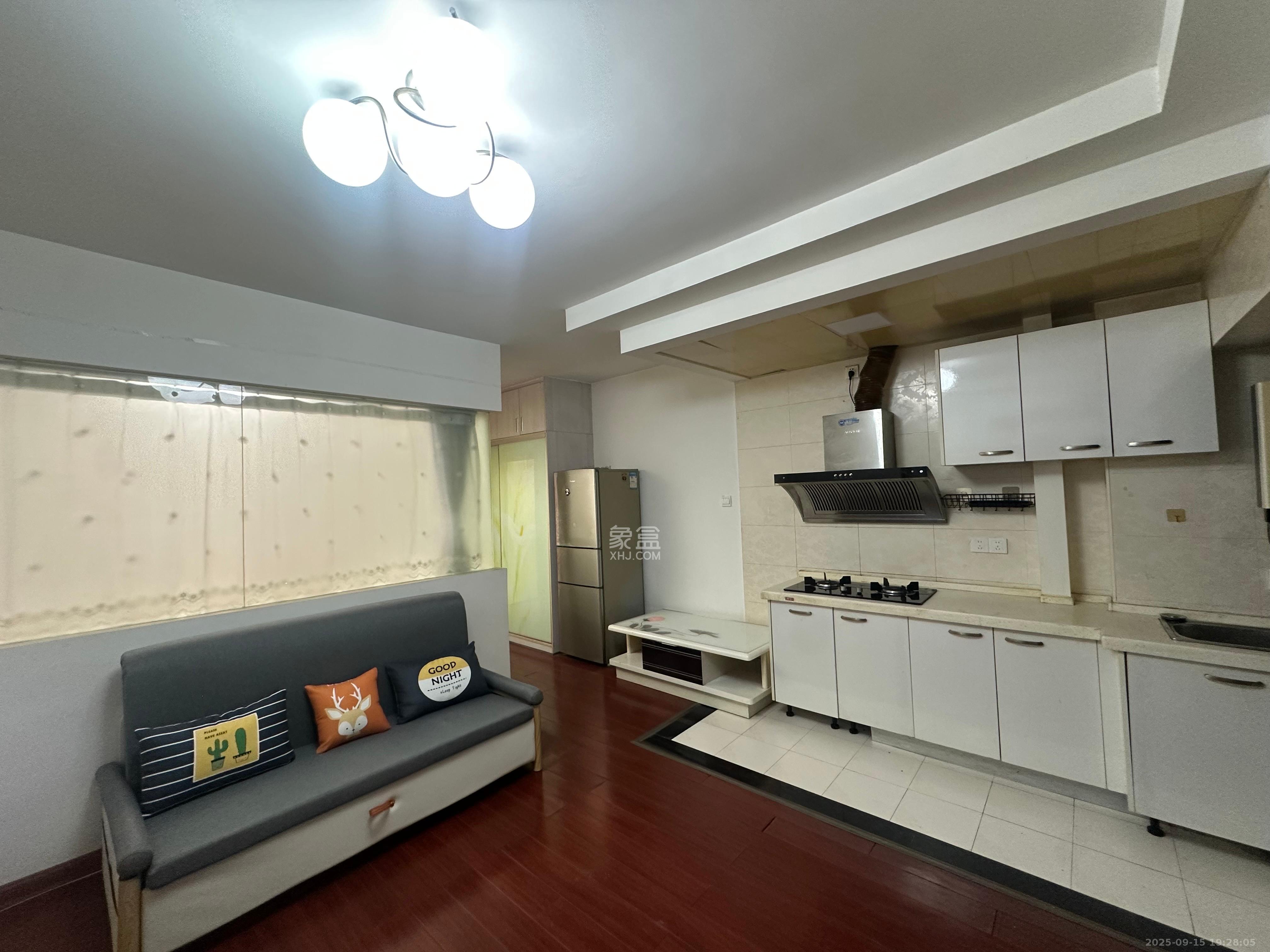 先锋东外滩 1室1厅1卫 1800.0元/月 先锋东外滩 1室1厅1卫 1800.0元/月室内图