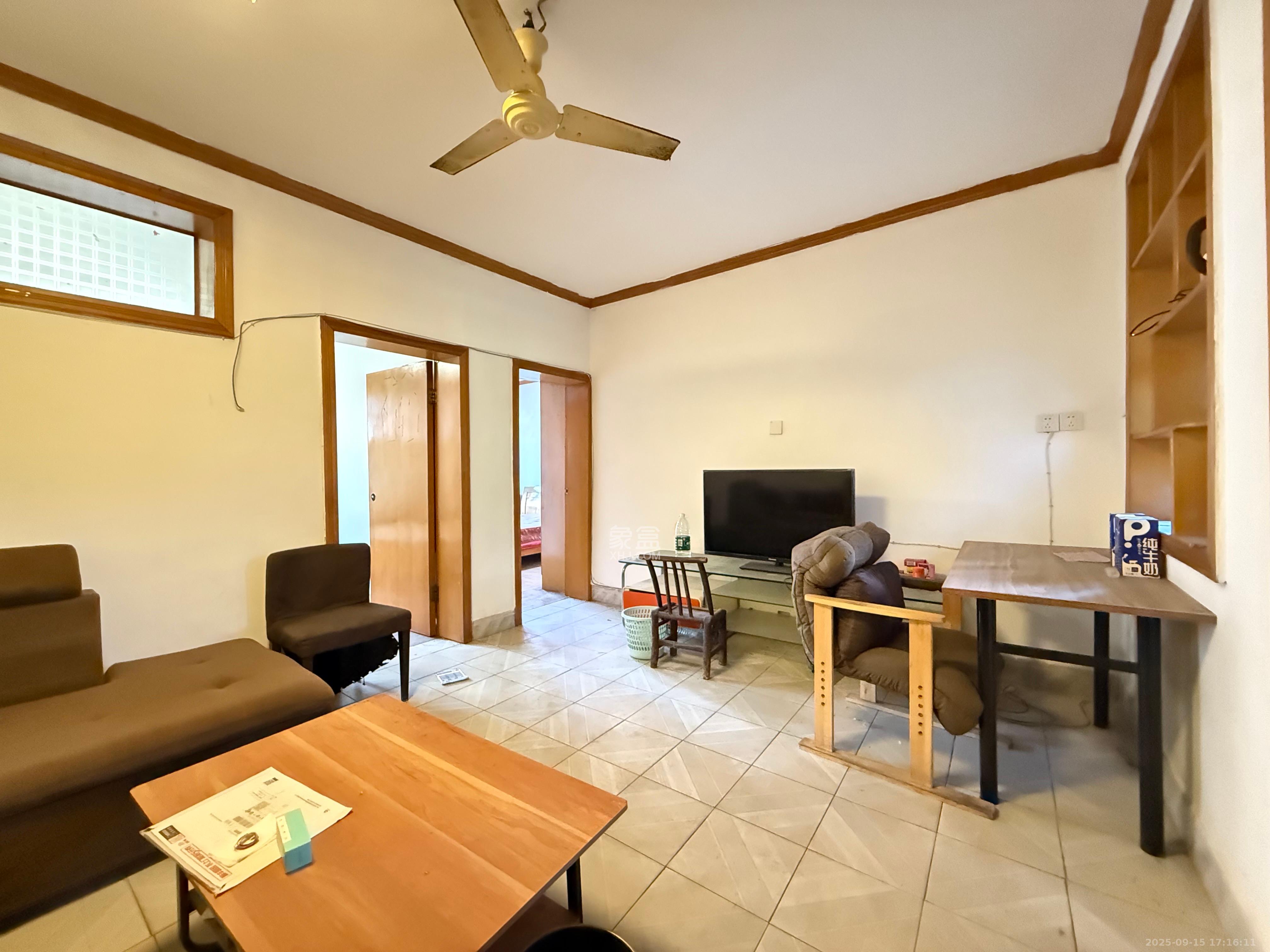 赤岗小区（一二三片）  2室1厅1卫    1300.0元/月室内图