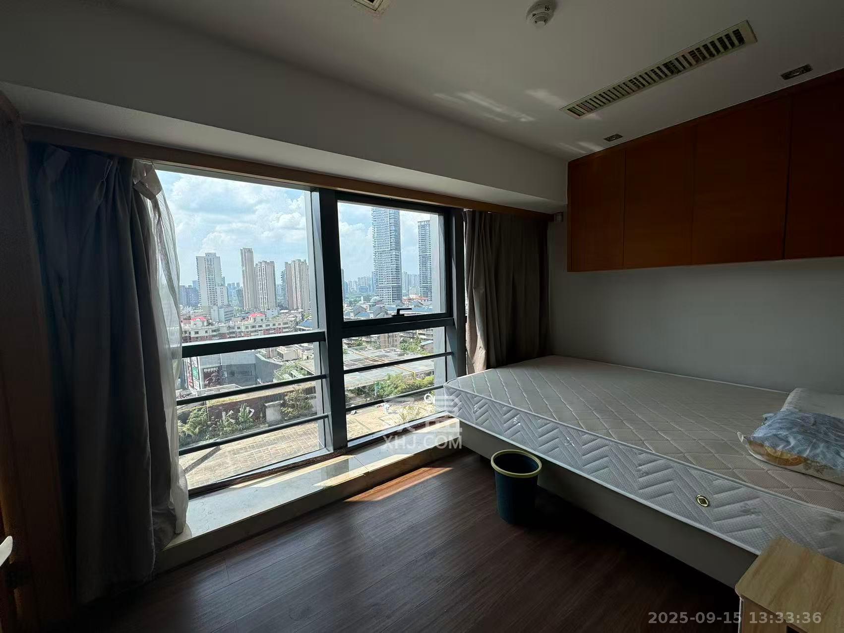 泊富公寓(泊富国际广场) 2室2厅1卫 3500.0元/月 泊富公寓(泊富国际广场) 2室2厅1卫 3500.0元/月室内图