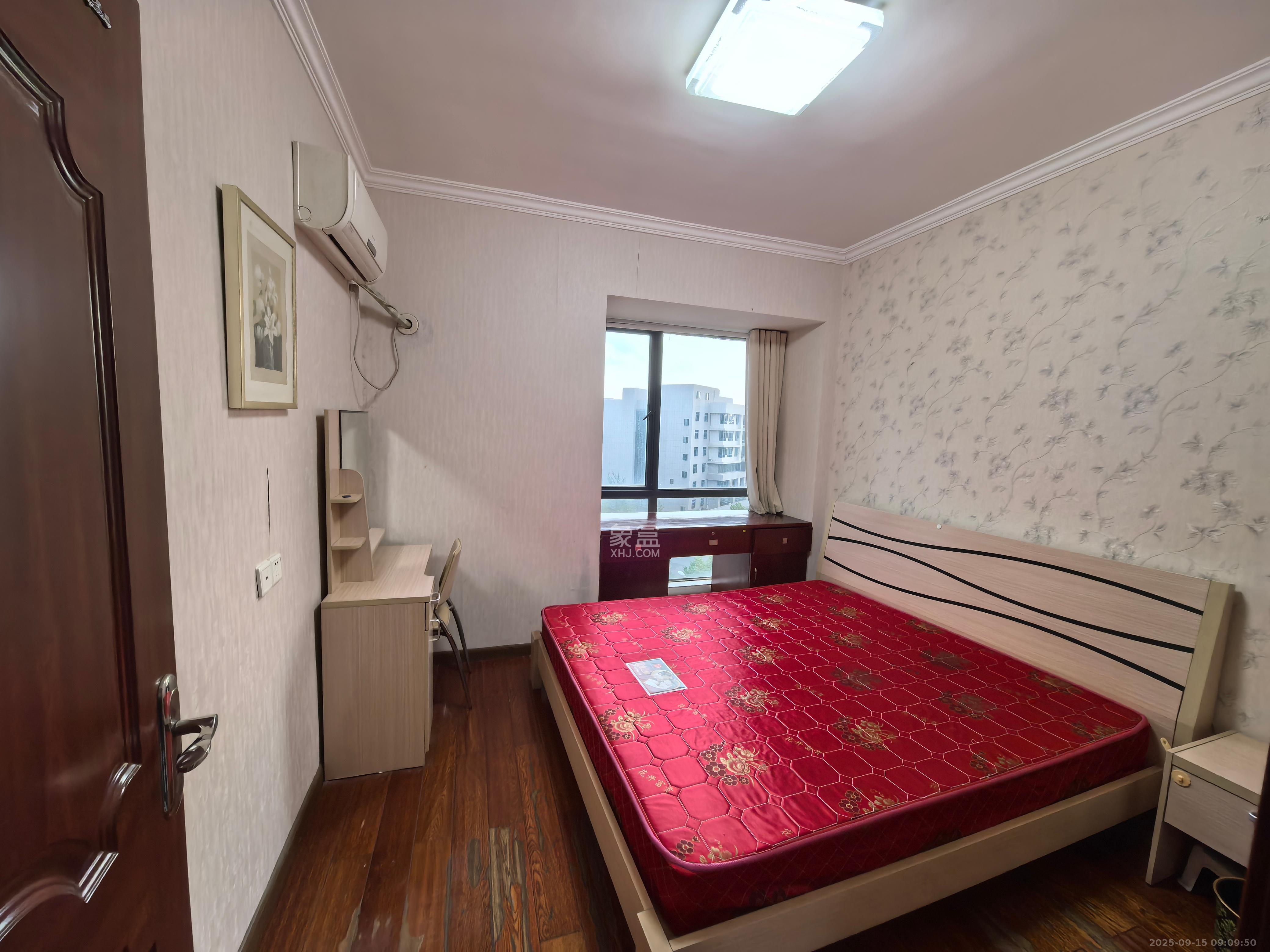 中信城市广场(中信新城一期) 2室2厅1卫 1900.0元/月 中信城市广场(中信新城一期) 2室2厅1卫 1900.0元/月室内图