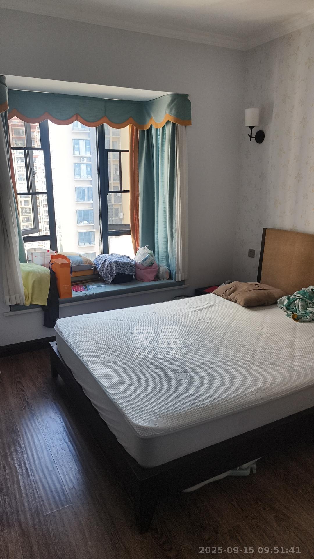 蓝山郡  4室2厅2卫    3500.0元/月 蓝山郡  4室2厅2卫    3500.0元/月室内图