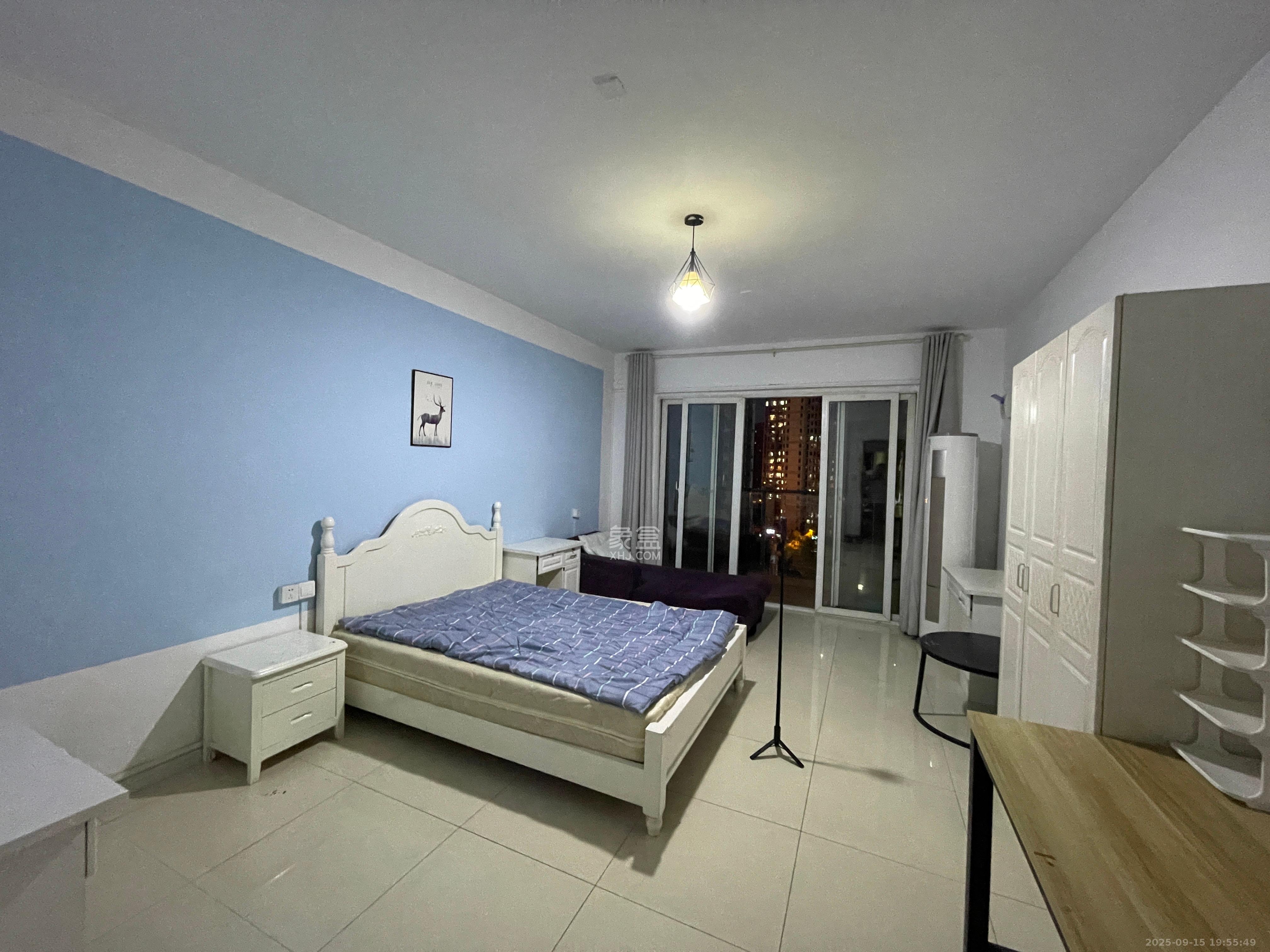 联美品格 4室1厅2卫 1800.0元/月 联美品格 4室1厅2卫 1800.0元/月室内图