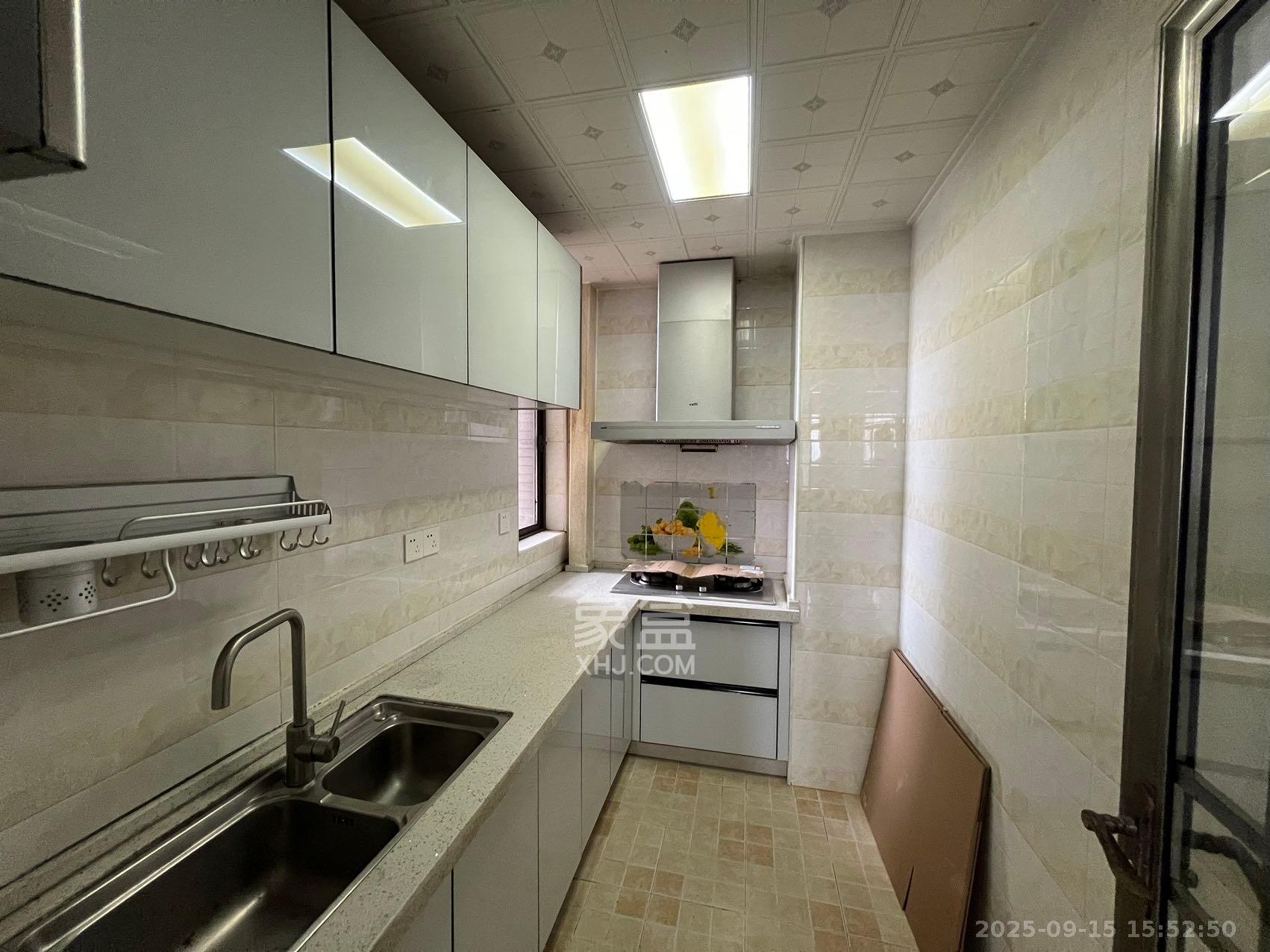 七里香榭  2室1厅1卫    1600.0元/月室内图