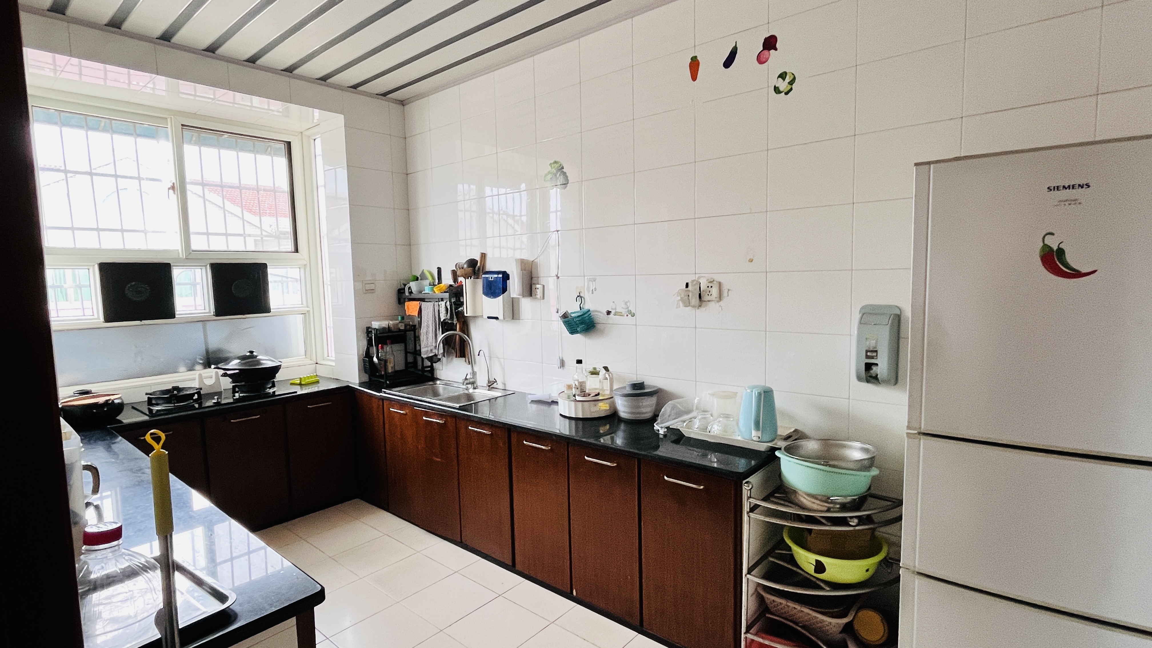 农业银行家属区 4室2厅2卫 92.8万 农业银行家属区 4室2厅2卫 92.8万室内图