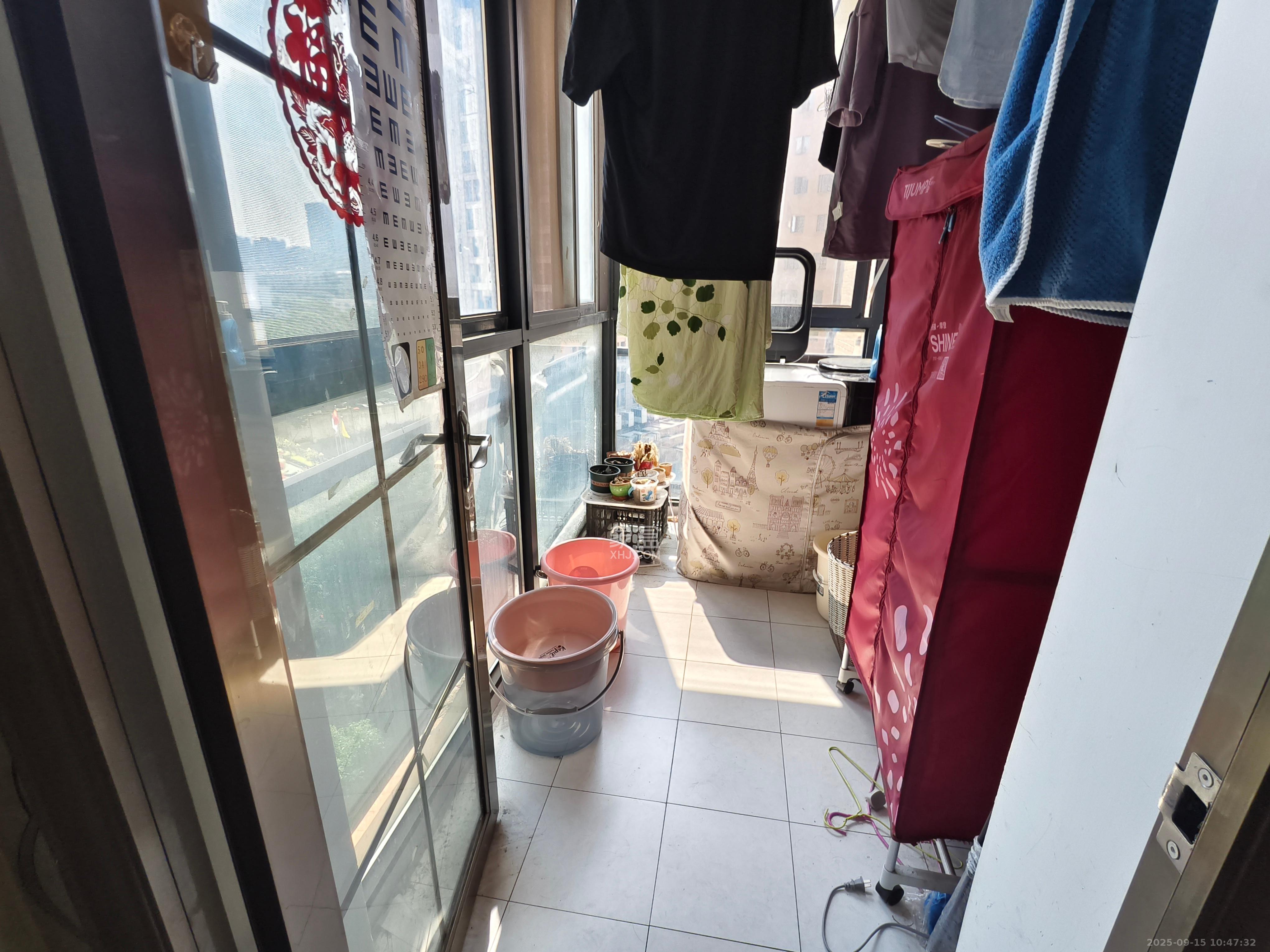 兴威帕克水岸 3室2厅2卫 2500.0元/月 兴威帕克水岸 3室2厅2卫 2500.0元/月室内图