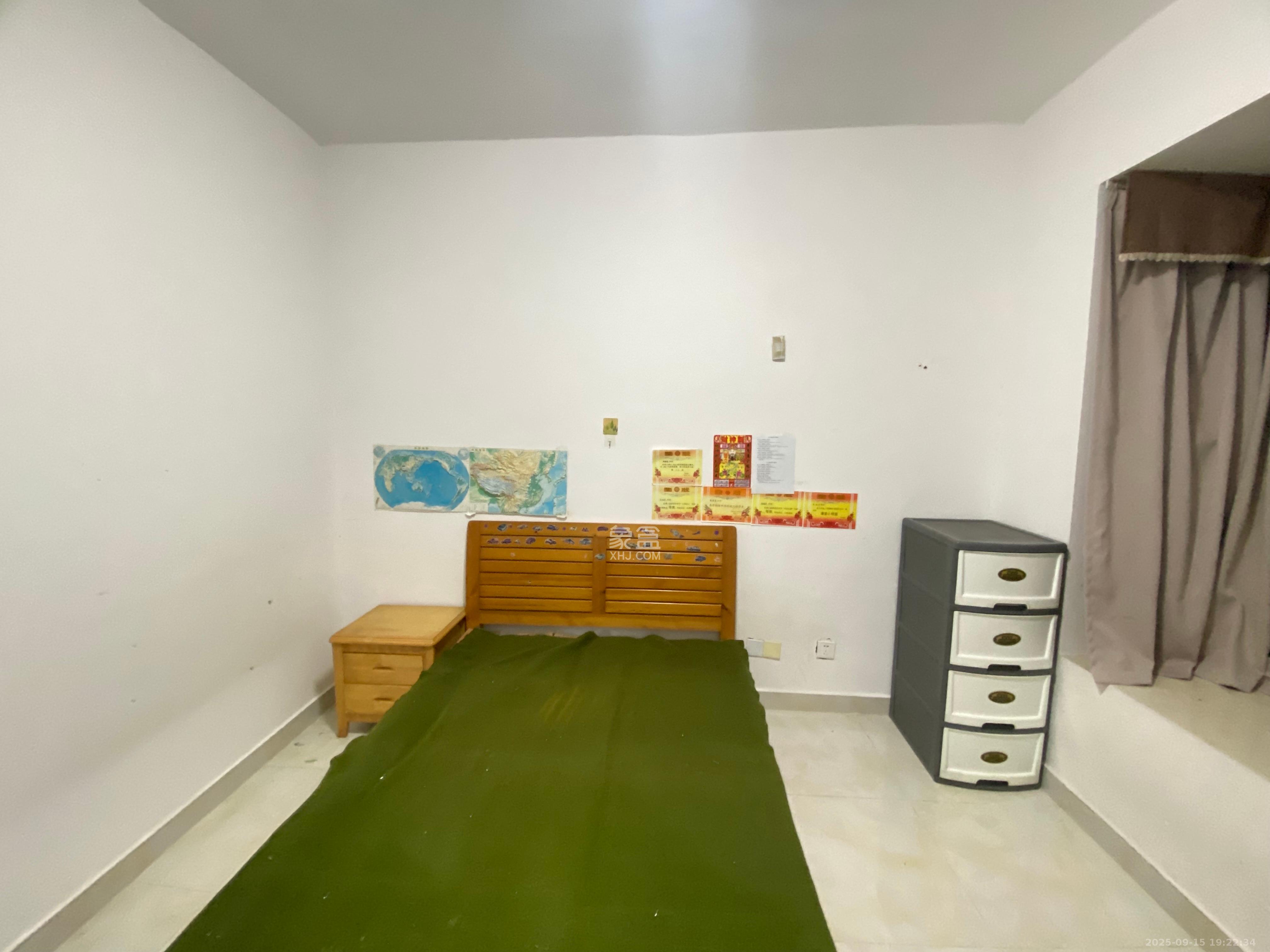 科大佳园北苑  3室2厅1卫    2800.0元/月室内图