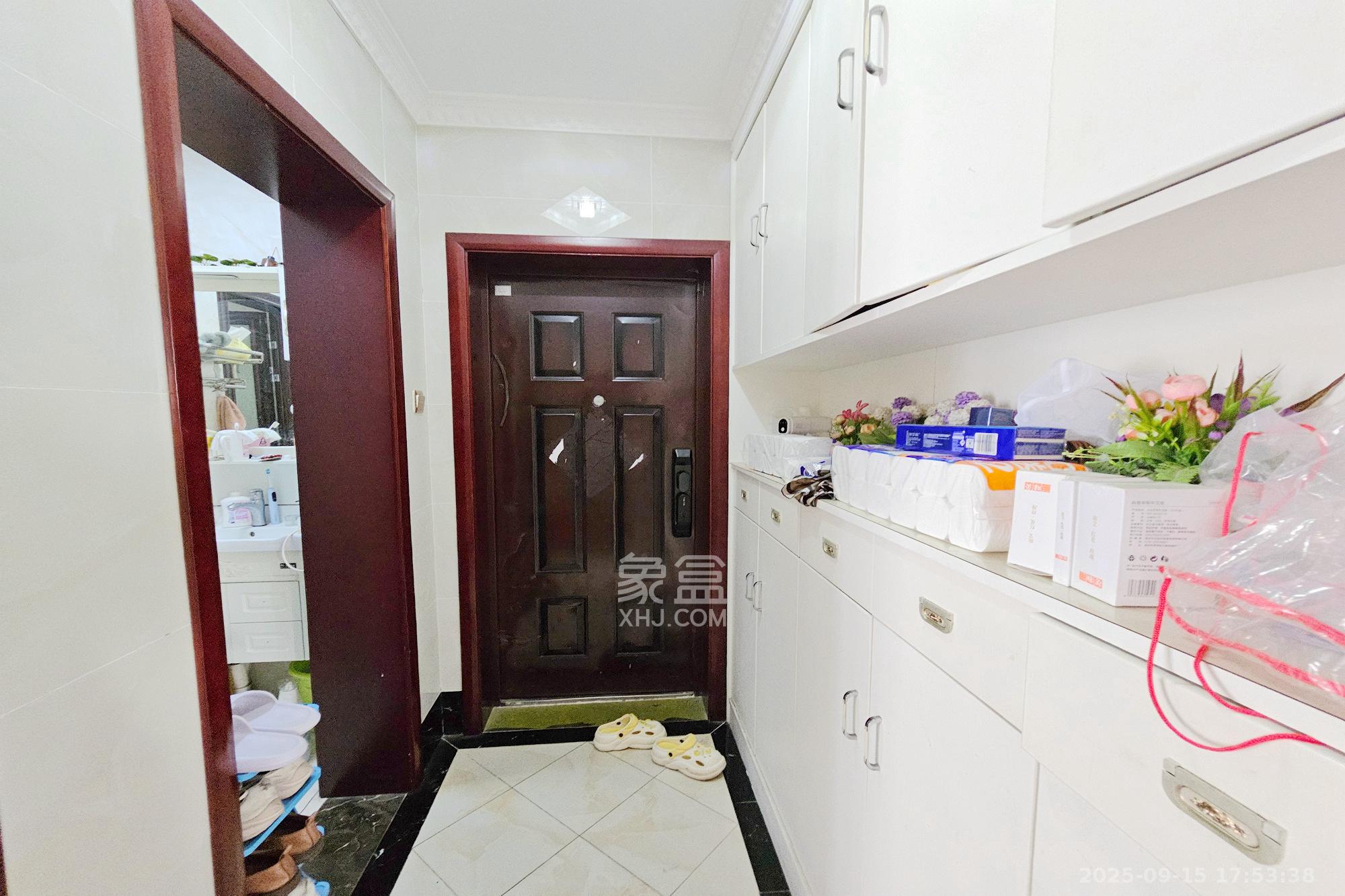 雨花公馆(紫苔名苑)  4室2厅2卫    155.0万其他