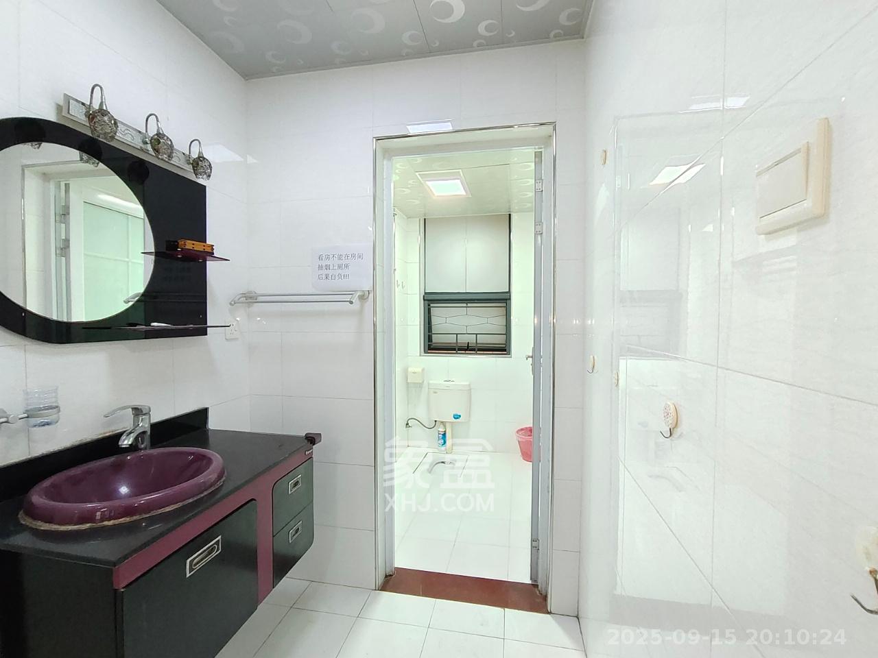 融圣国际 3室1厅2卫 3700.0元/月 融圣国际 3室1厅2卫 3700.0元/月室内图