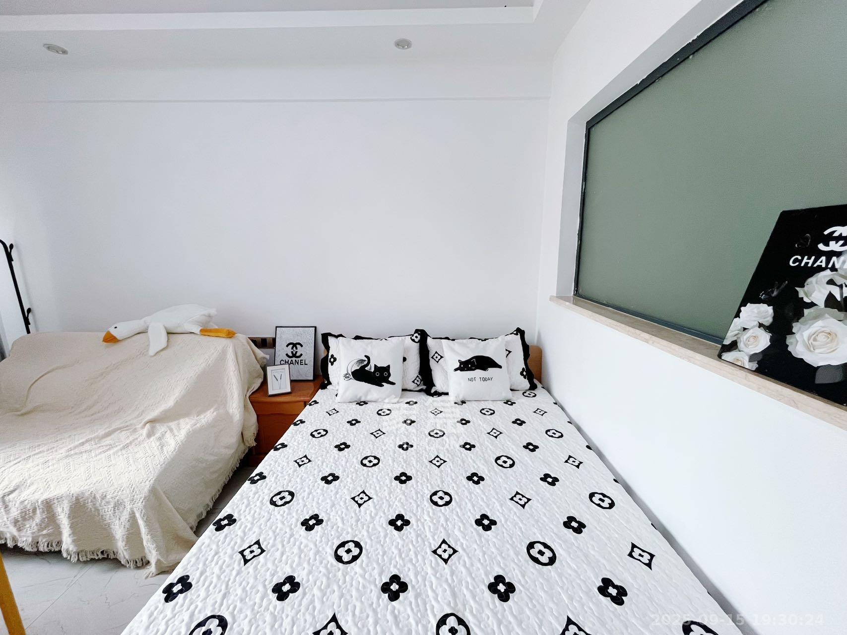 众东国际  1室1厅1卫    1900.0元/月室内图