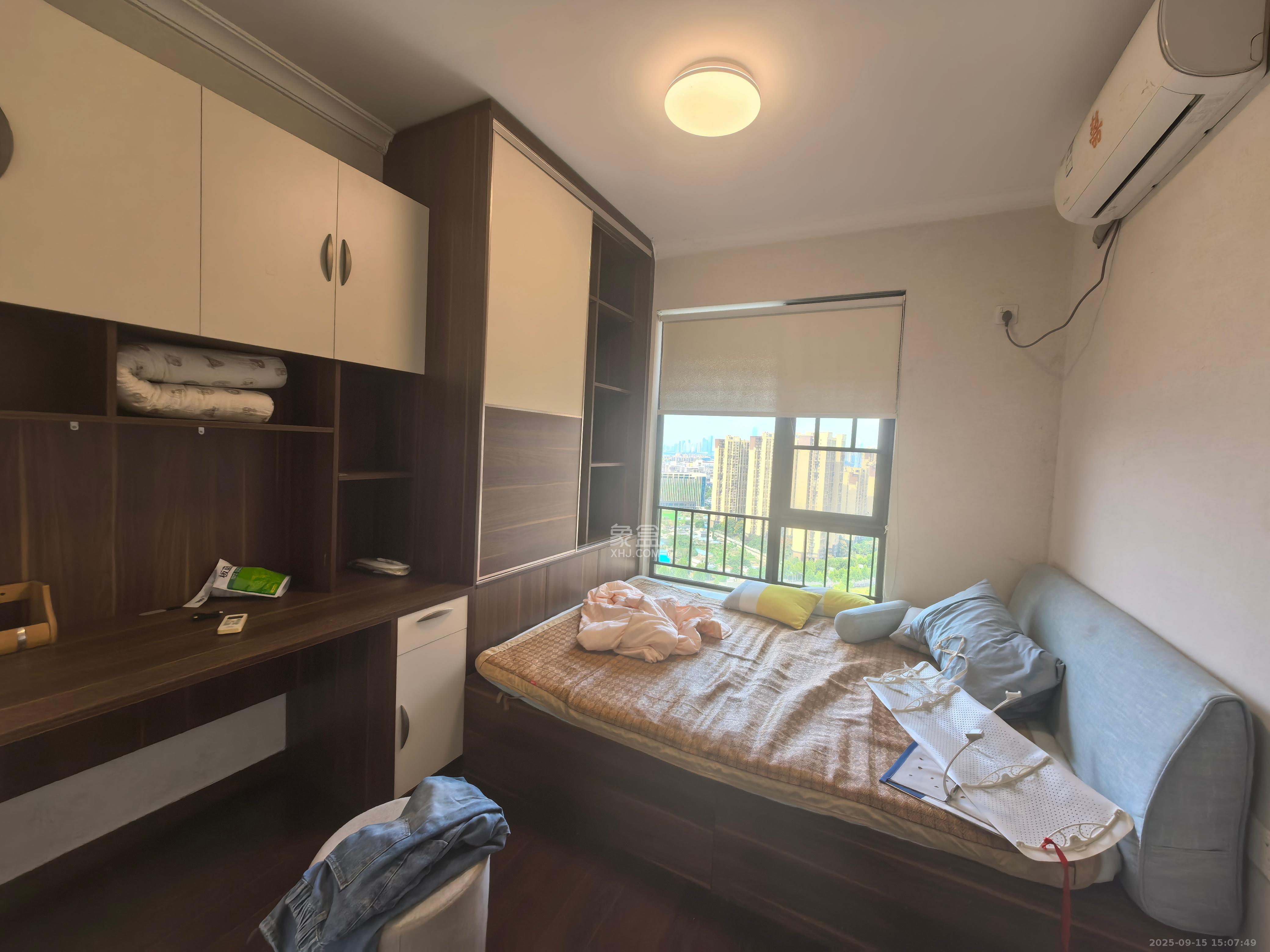 万科白鹭郡  4室2厅2卫    3500.0元/月室内图