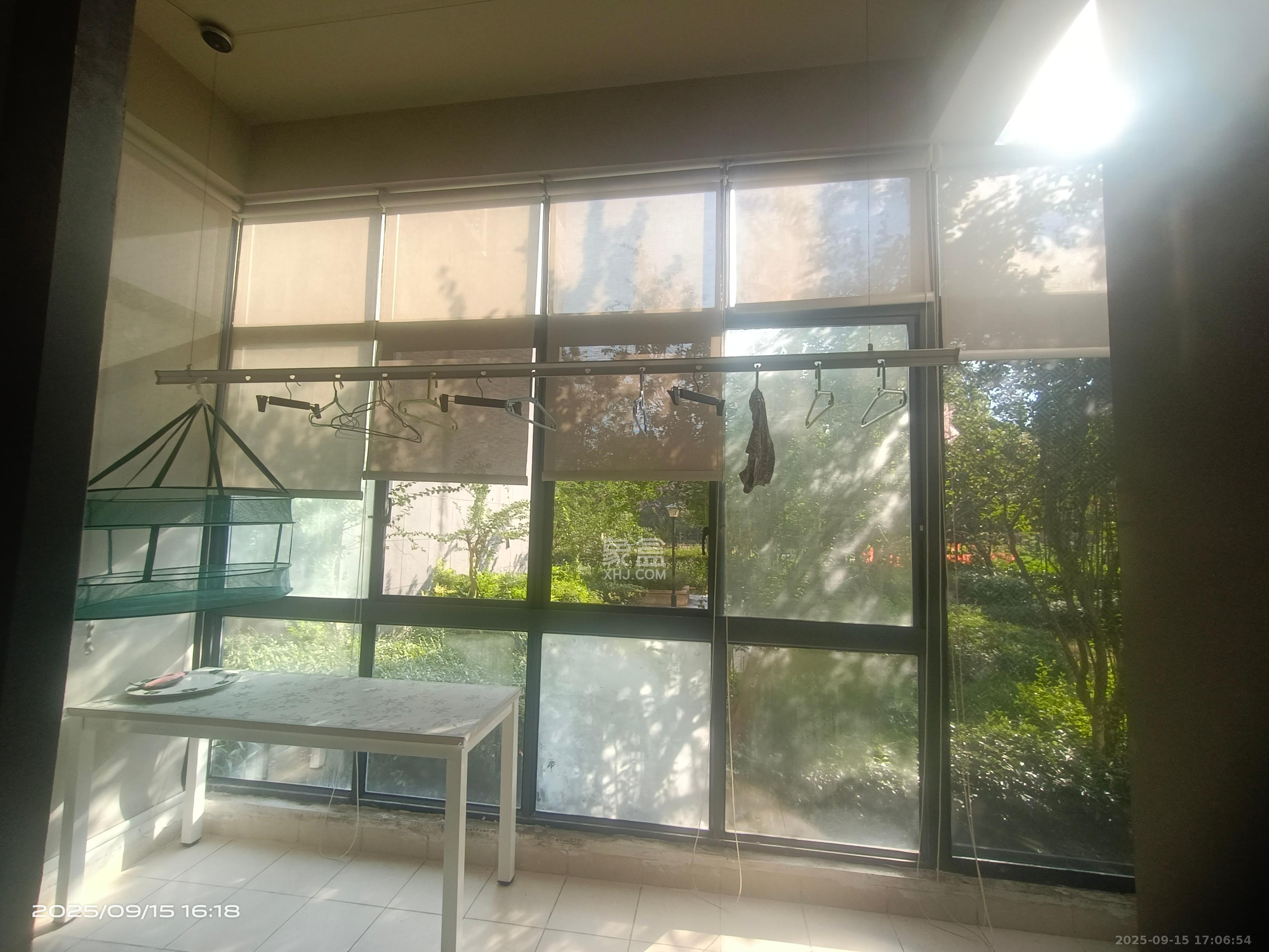 万科金域华府三四期  4室2厅2卫    2400.0元/月室内图