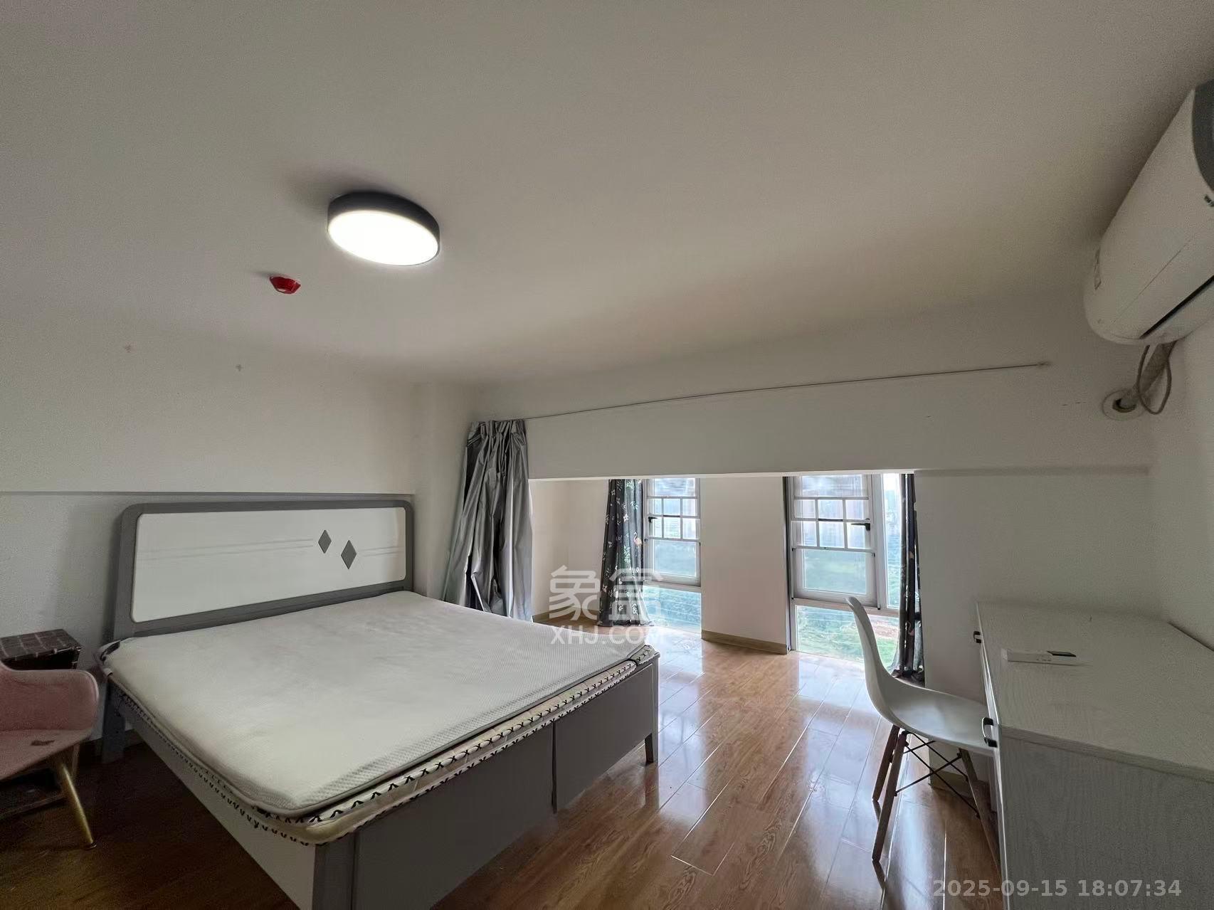 MOMA当代广场 1室1厅1卫 1100.0元/月 MOMA当代广场 1室1厅1卫 1100.0元/月室内图