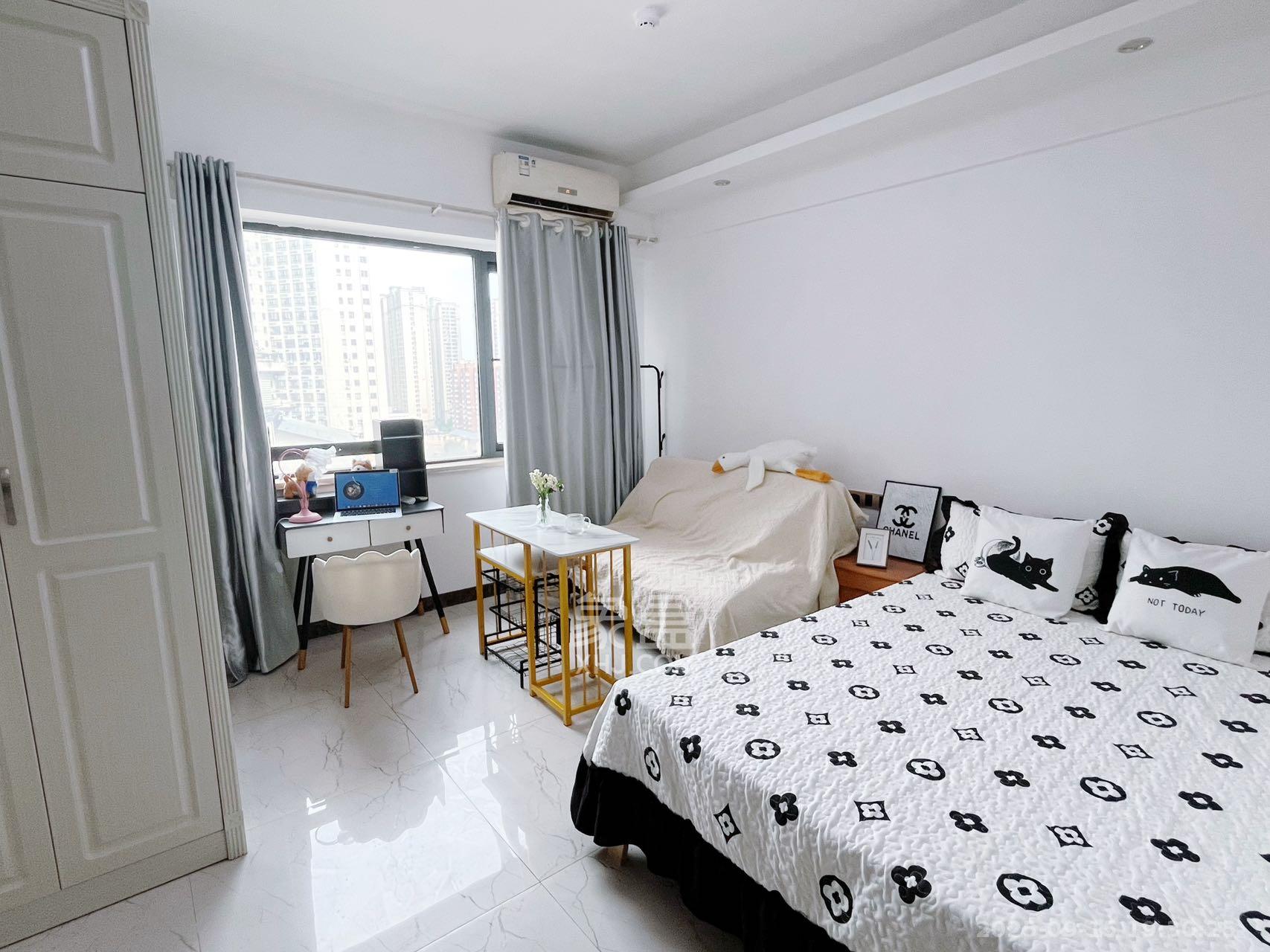 众东国际  1室1厅1卫    1900.0元/月室内图