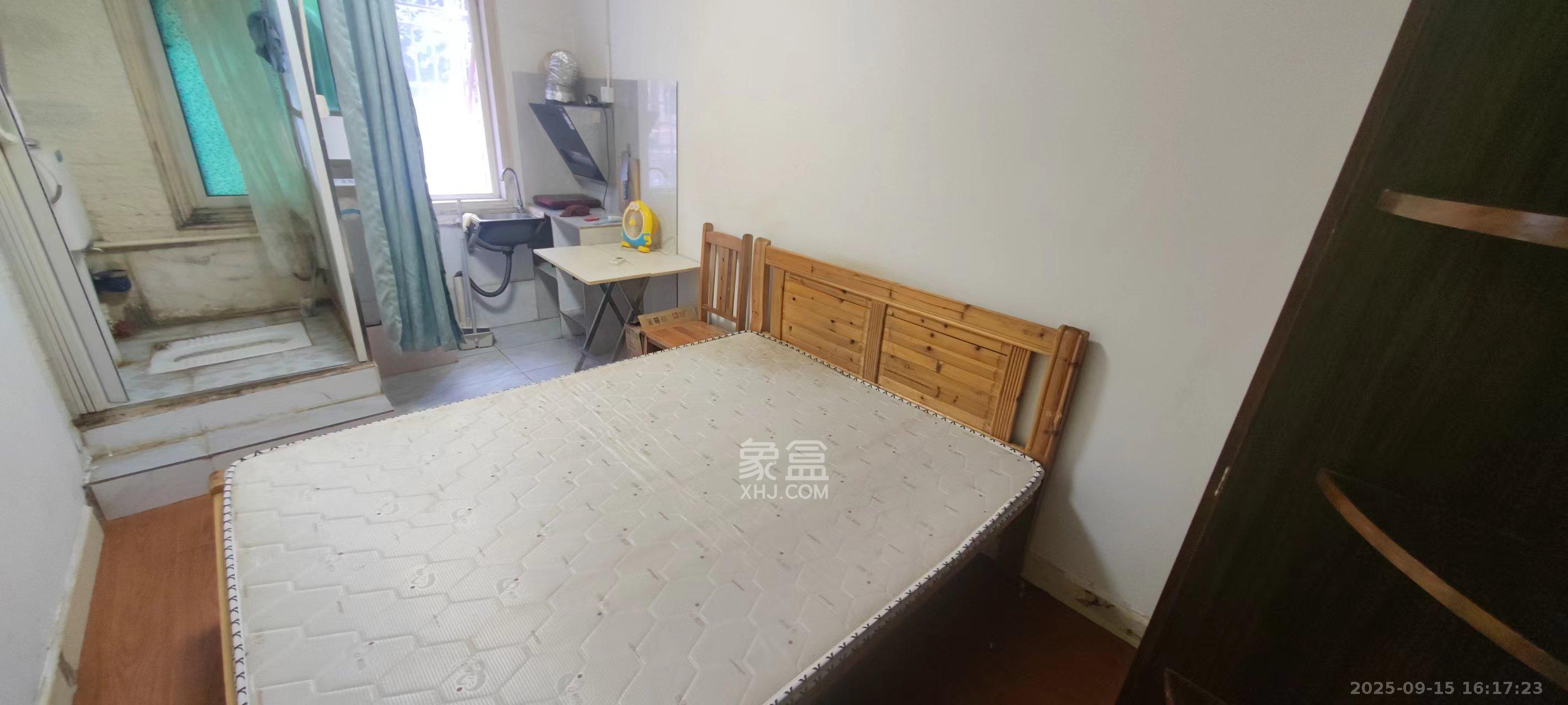 广厦新苑 1室1厅1卫 700.0元/月 广厦新苑 1室1厅1卫 700.0元/月室内图