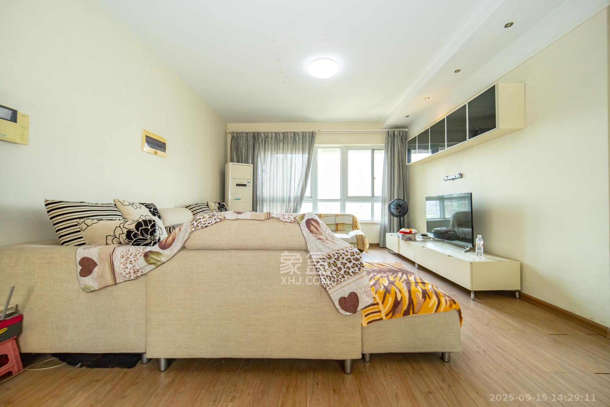 月湖兰庭  2室2厅1卫    58.0万 月湖兰庭  2室2厅1卫    58.0万