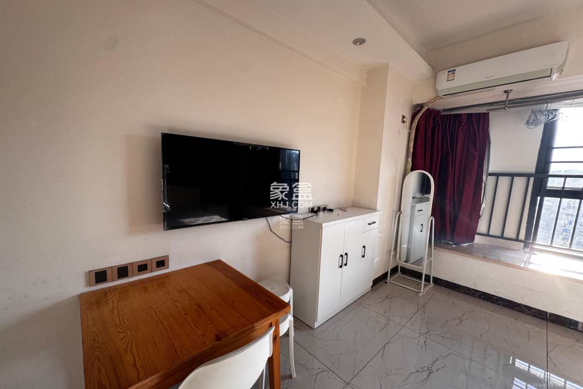 众东国际 1室1厅1卫 1800.0元/月 众东国际 1室1厅1卫 1800.0元/月室内图