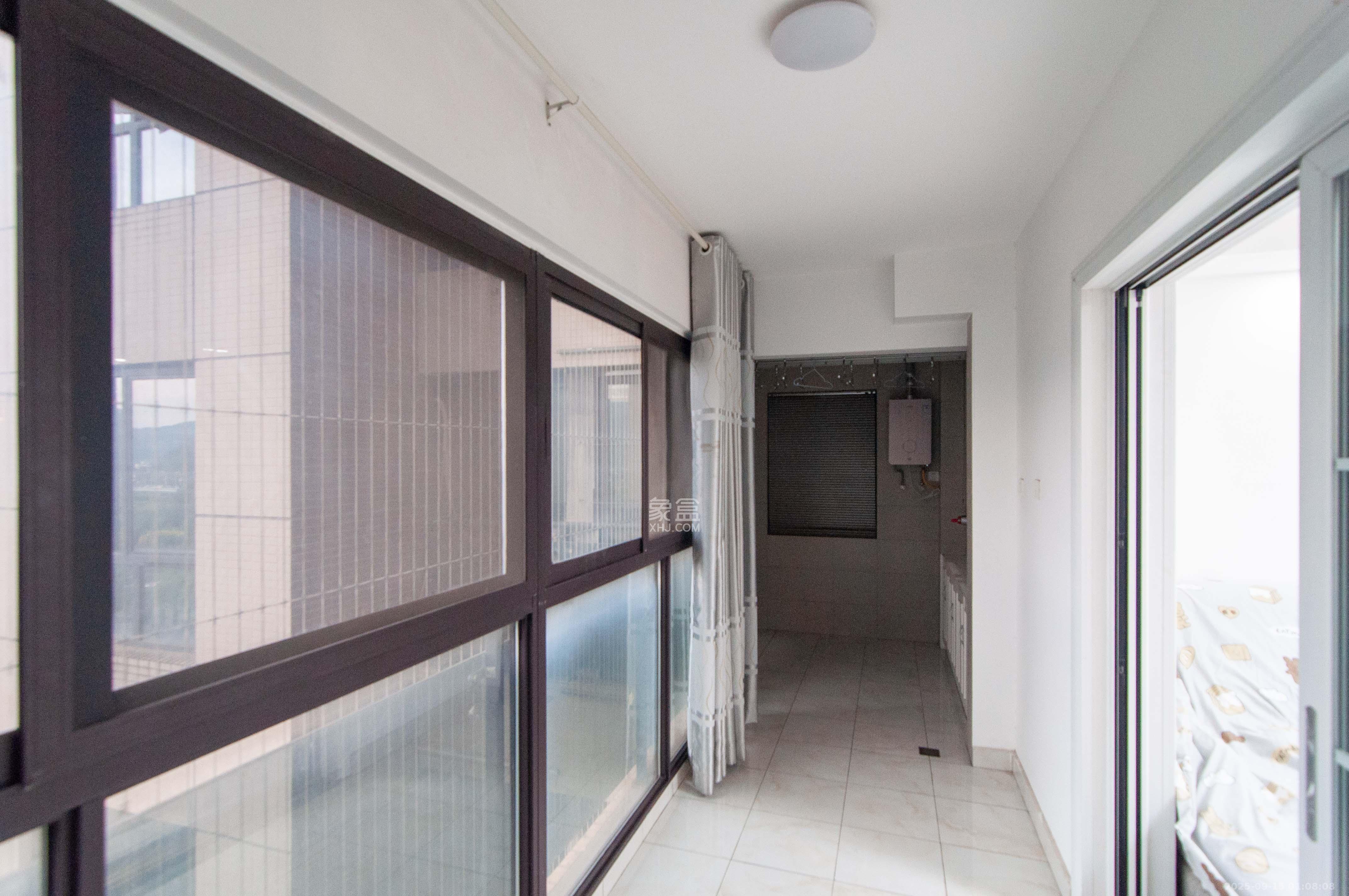 达美D6区 4室2厅3卫 190.0万 达美D6区 4室2厅3卫 190.0万其他