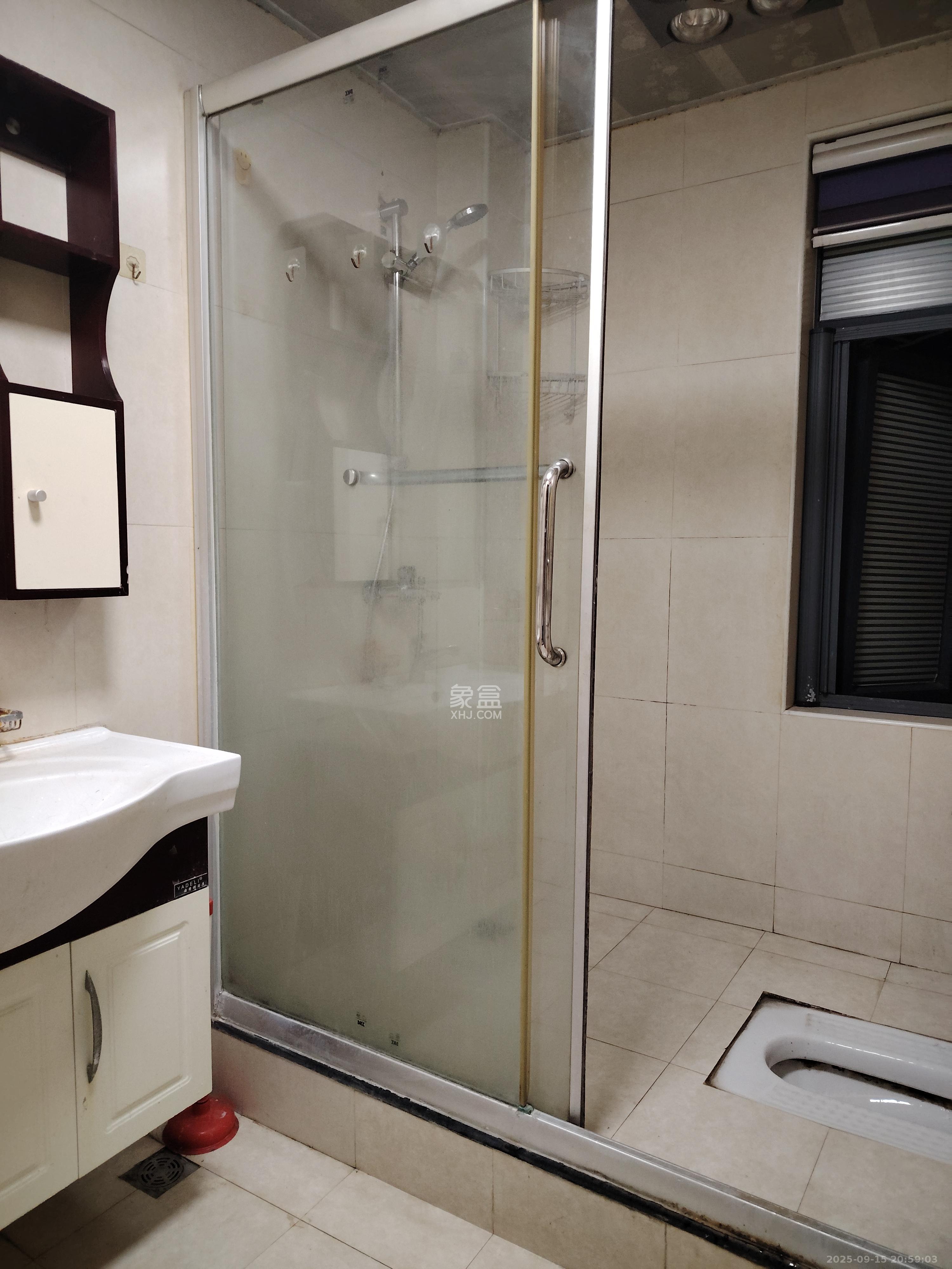 锦绣世纪  1室0厅0卫    2400.0元/月 锦绣世纪  1室0厅0卫    2400.0元/月室内图