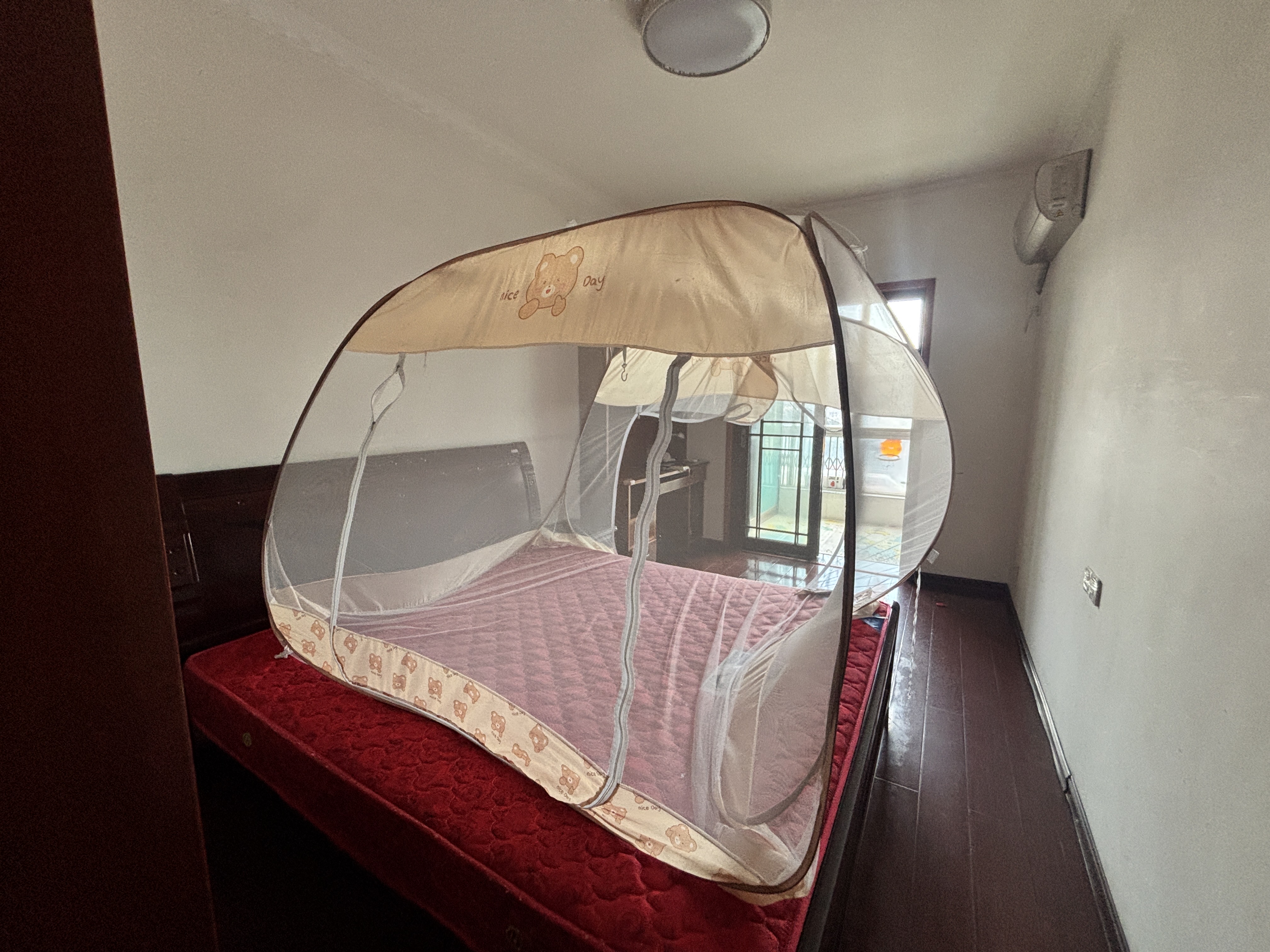 中天国际花园  3室2厅2卫    58.8万卧室