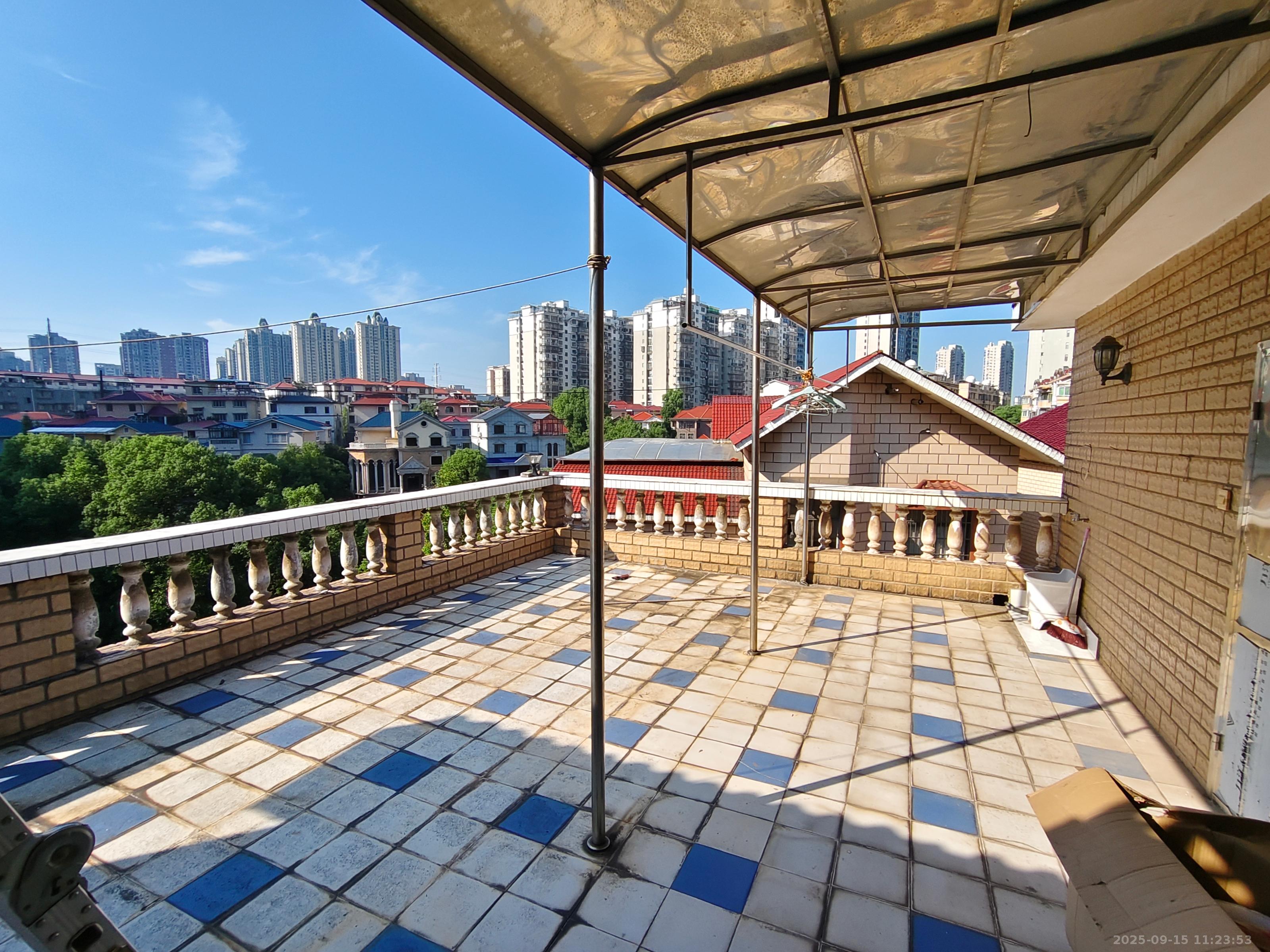 明月湖别墅（建锋）  6室2厅3卫   6000.00元/月室内图
