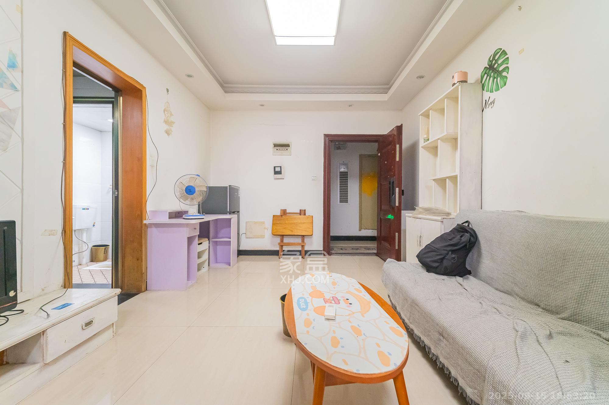 圆梦康乐城 1室1厅1卫 29.0万 圆梦康乐城 1室1厅1卫 29.0万客厅